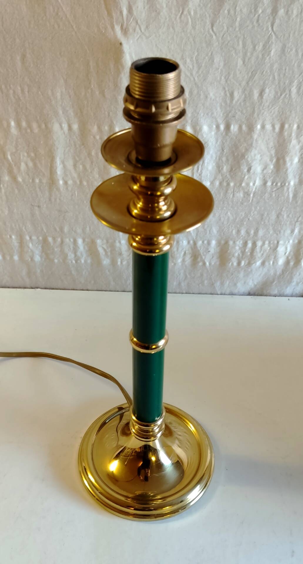 English table lamp base in gilded brass - mid 20th century.