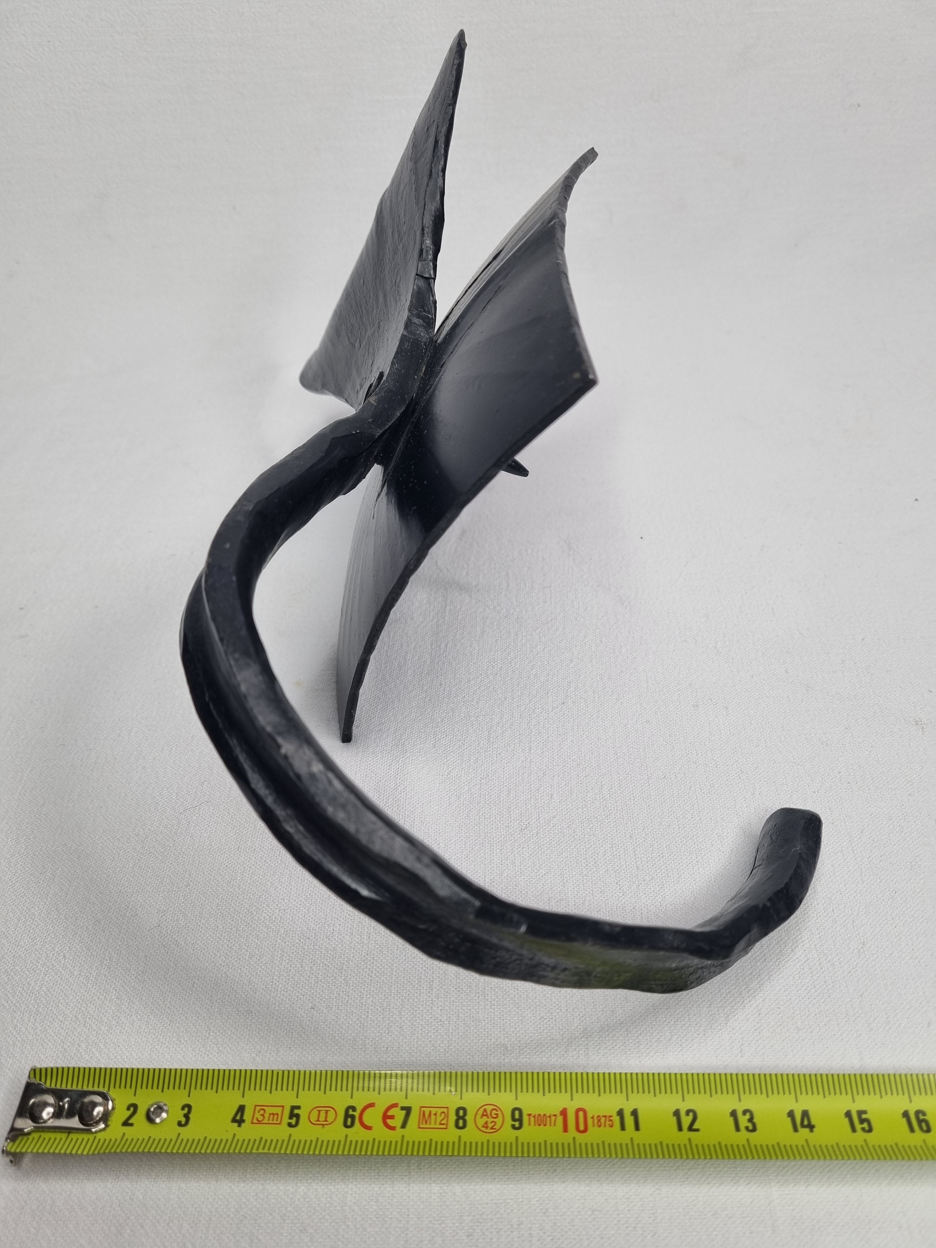 Art Deco wrought iron spade in the shape of Ginkgo Biloba leaf