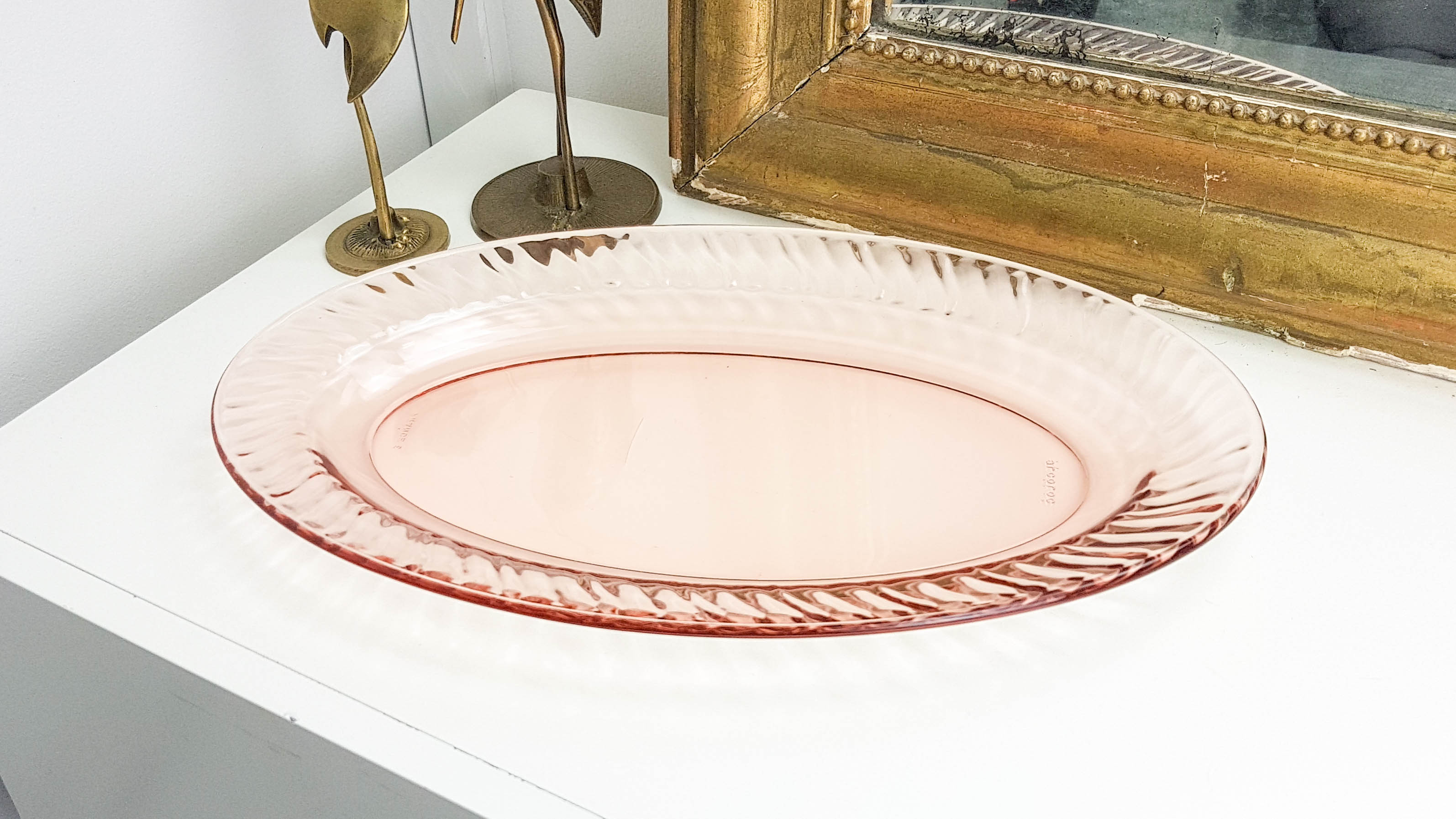 Oval dish in pink depression glass "Rosaline" Arcoroc by Luminarc