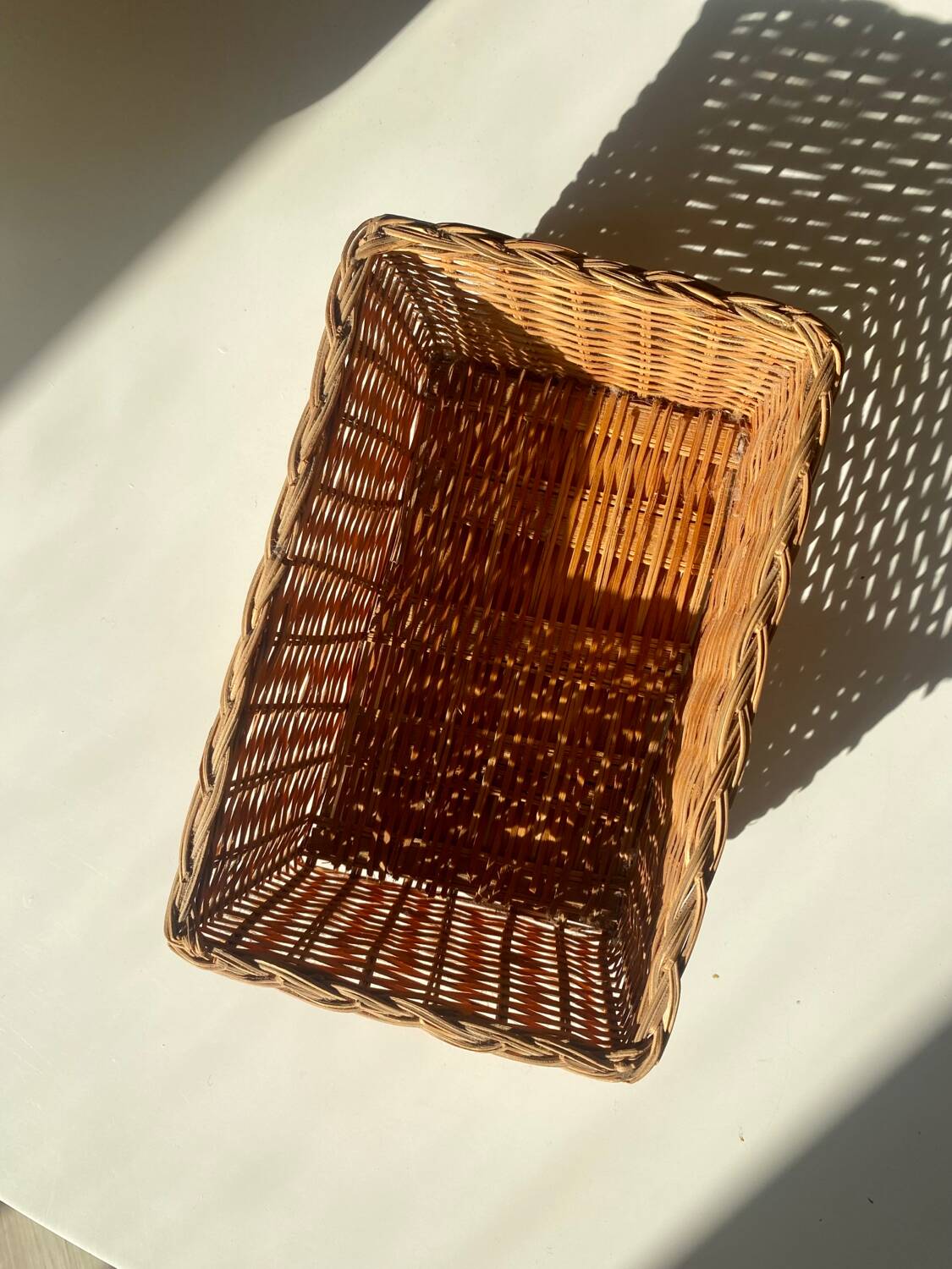 Small wicker basket