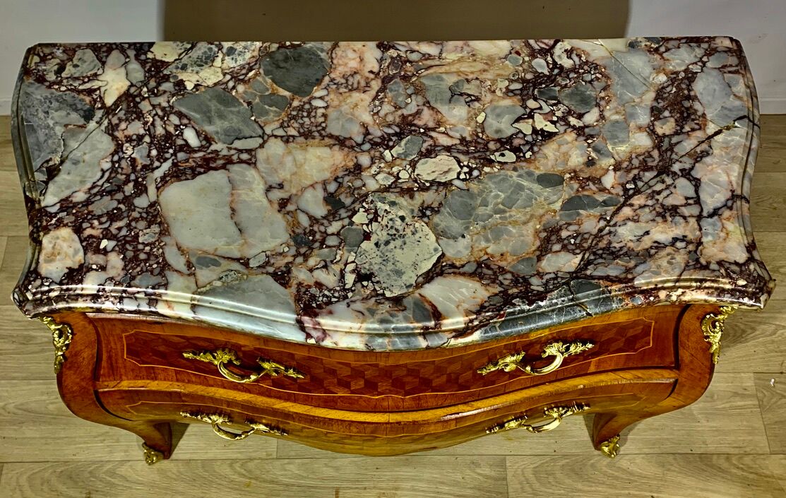 Louis XV style chest of drawers, precious wood cube marquetry, rosewood, violet wood.