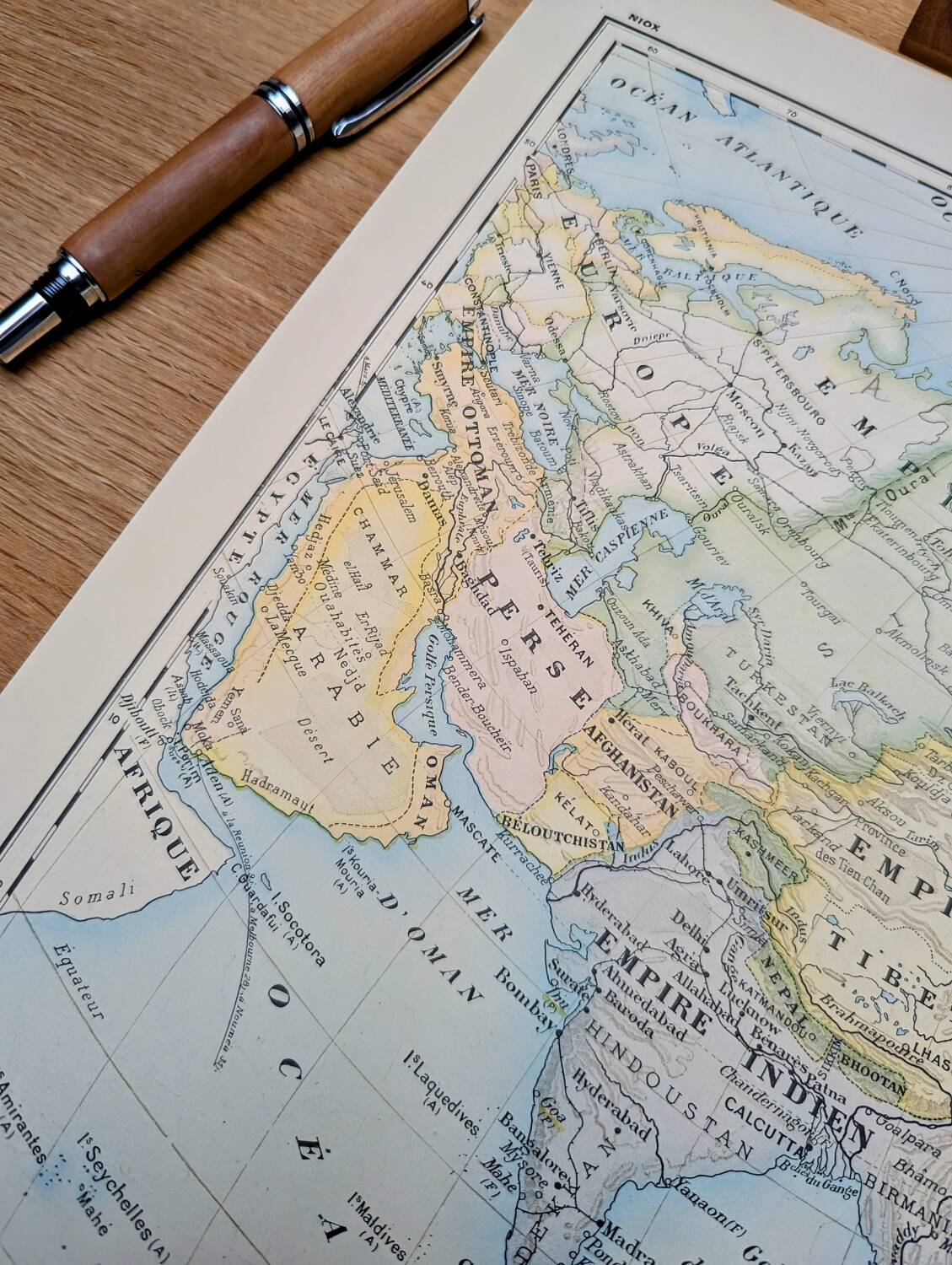 Printed in 1900, the states of Asia.