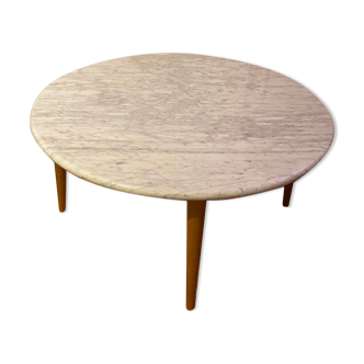 Marble coffee table