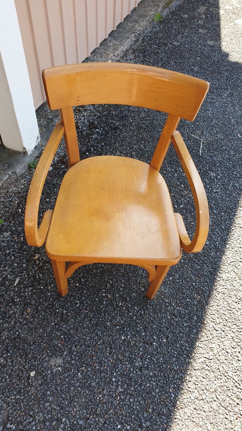 Children's armchair bauman