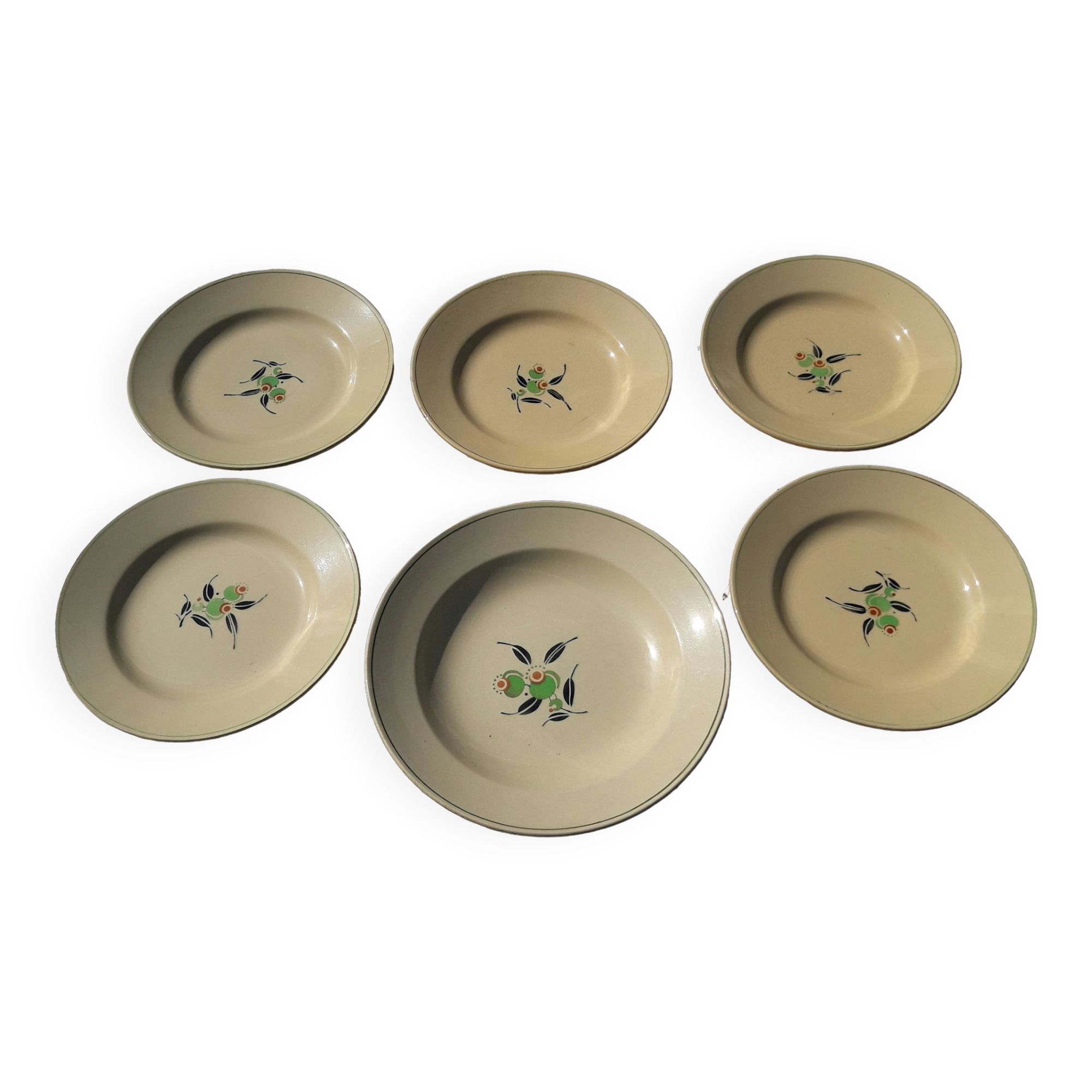 Set of 5 plates and 1 deep dish in Boch earthenware