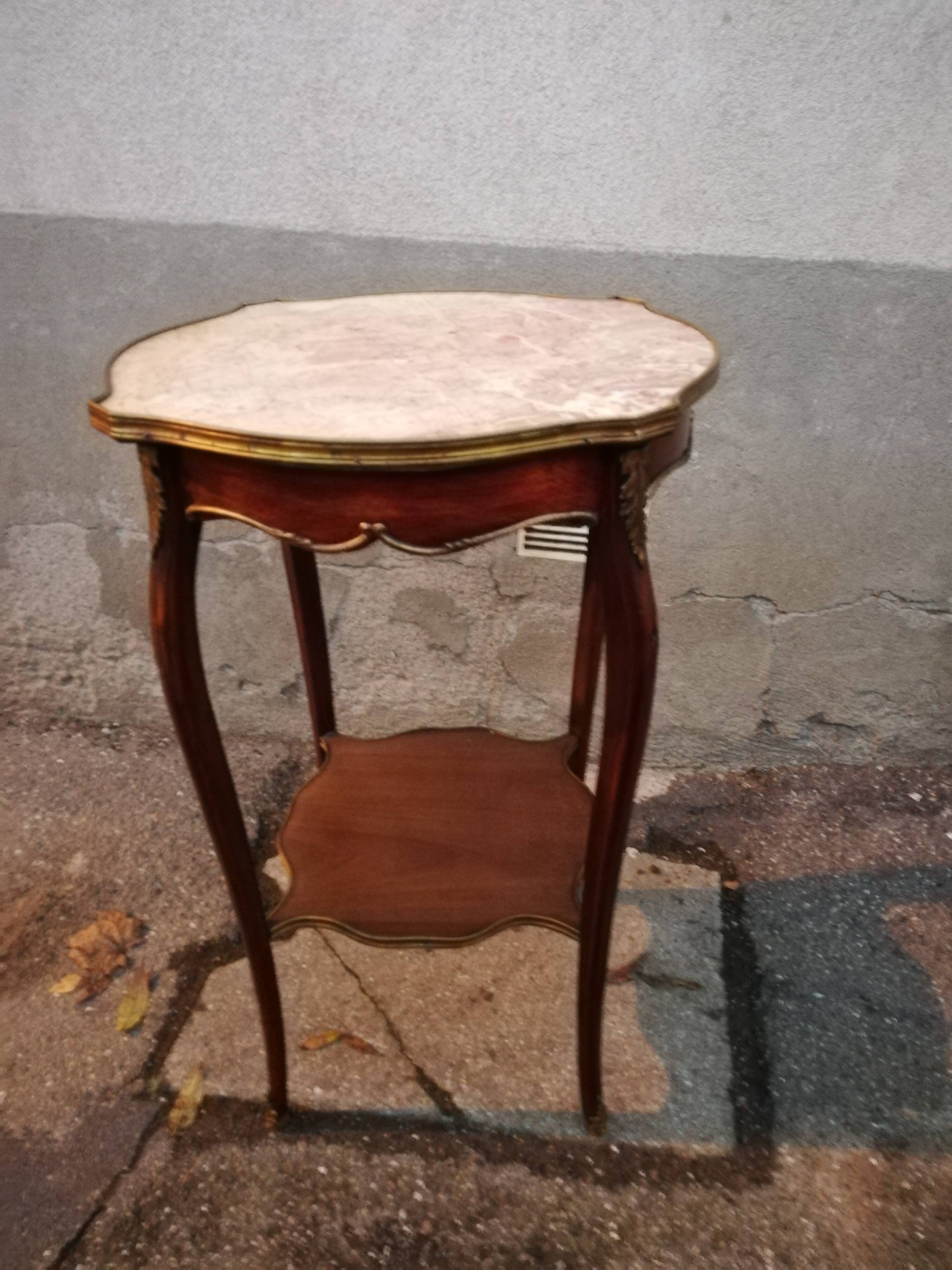Side table old pink marble