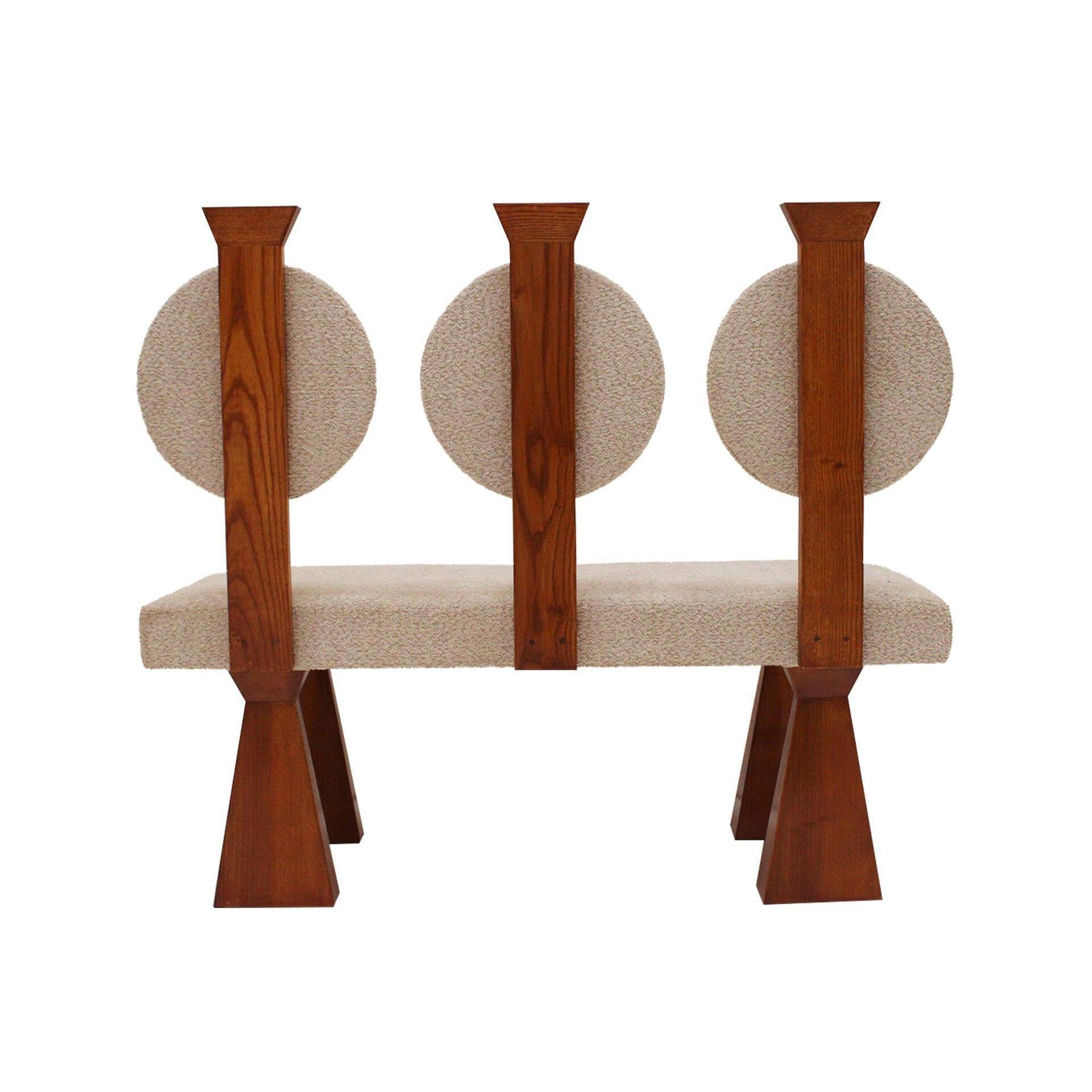 Banc en bois contemporain avec dossier circulaire triple et rembourrage en bouclé, Italie