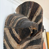 African decorative object wooden mask
