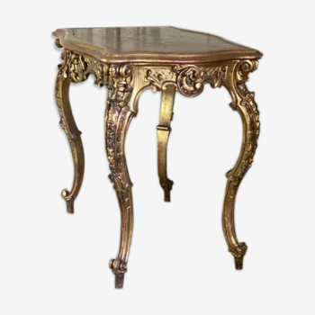 Table en bois sculpté et doré de style Louis XV vers 1880