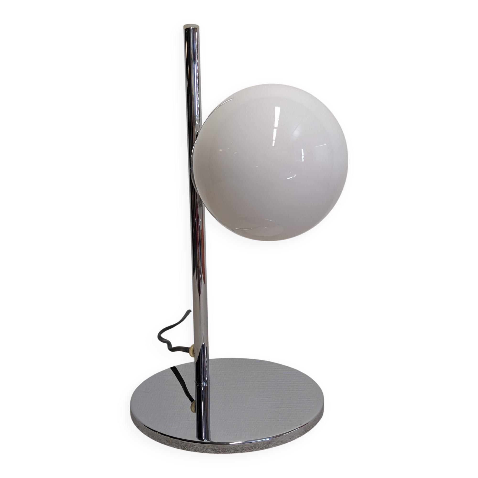 Space age lamp in white opaline from the 60s/70s