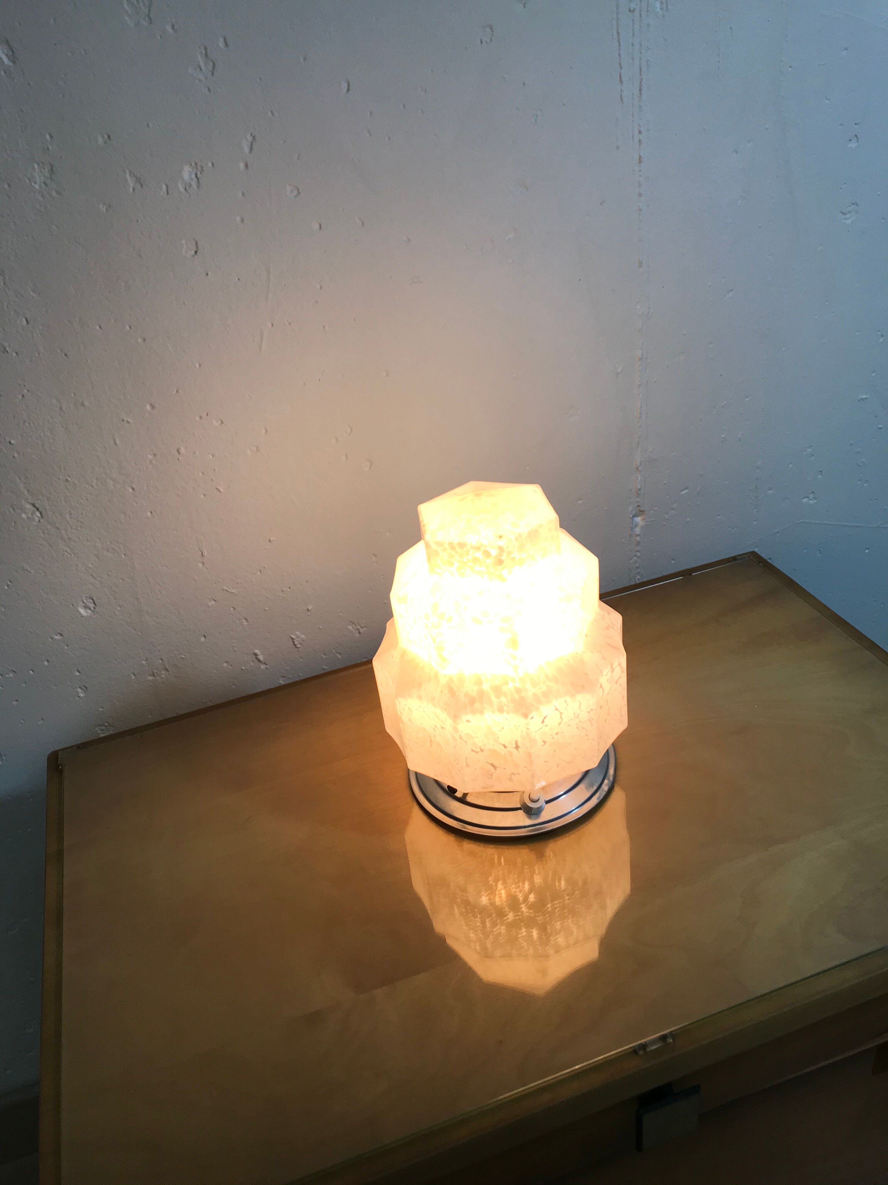 Cathedral lamp to pose art deco