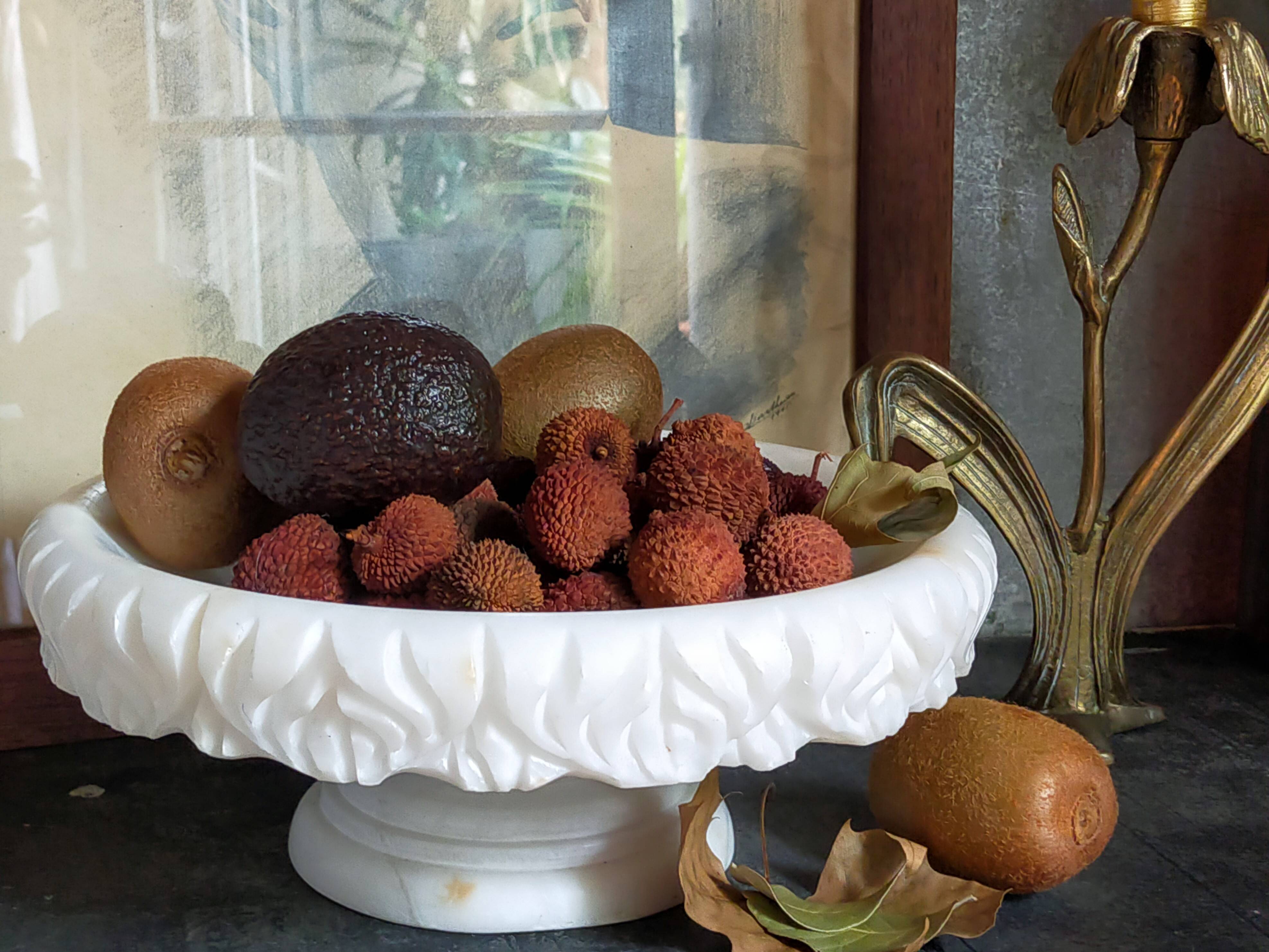 Alabaster fruit bowl from the 70s