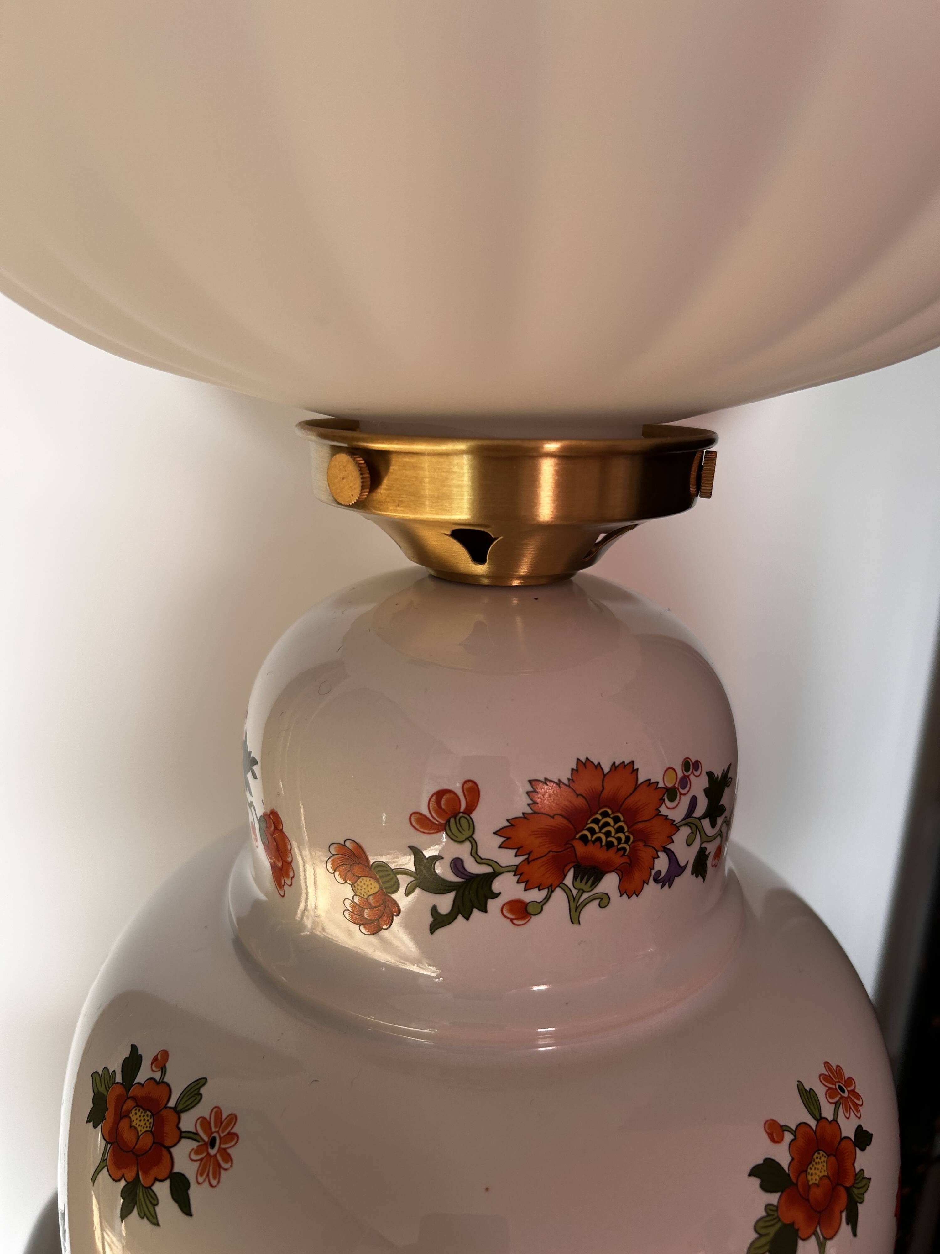 Vintage floral table lamp with pleated globe