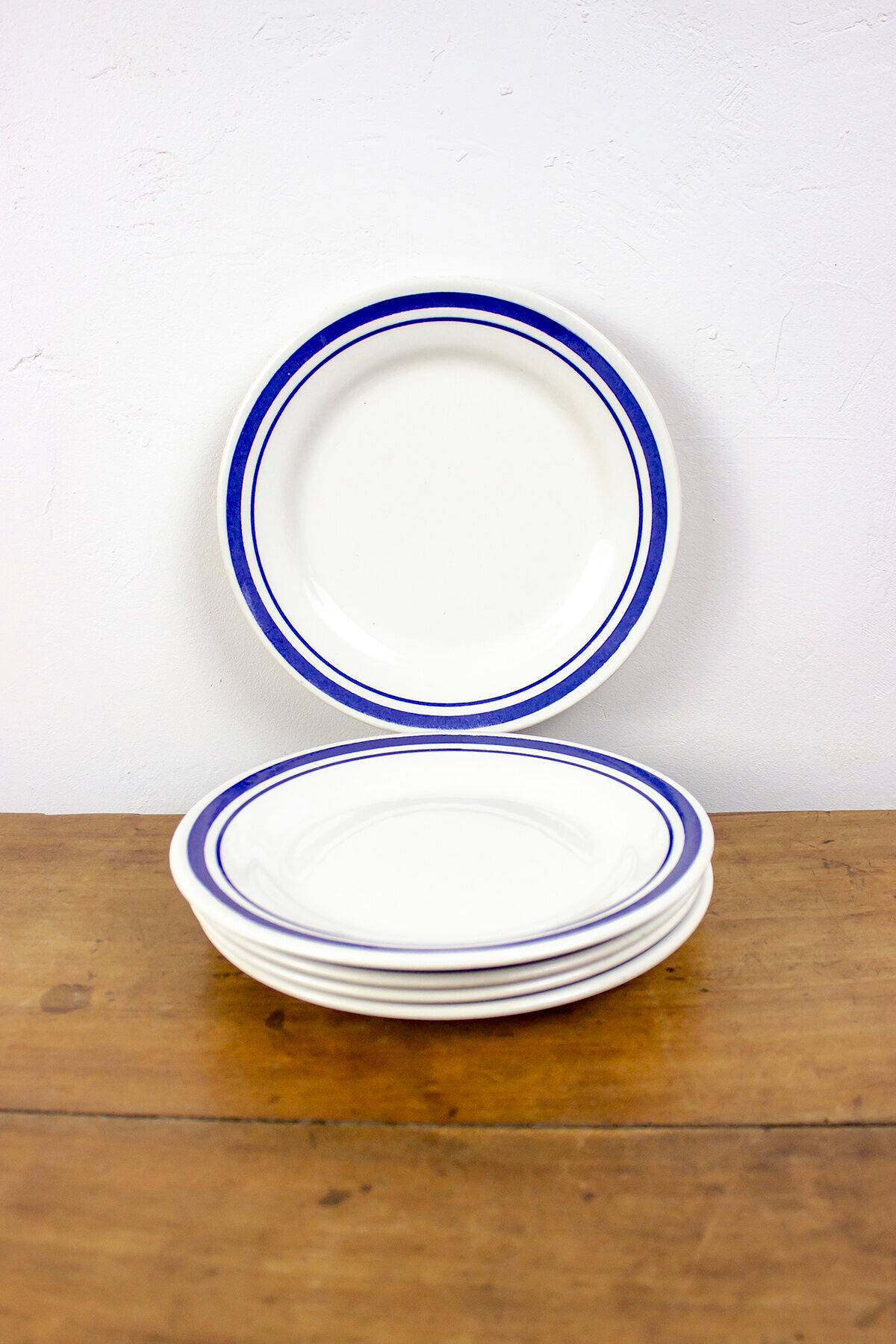 5 assiettes à dessert liseré bleu