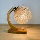 Lampe scandinave arc bois courbé globe verre ciselé