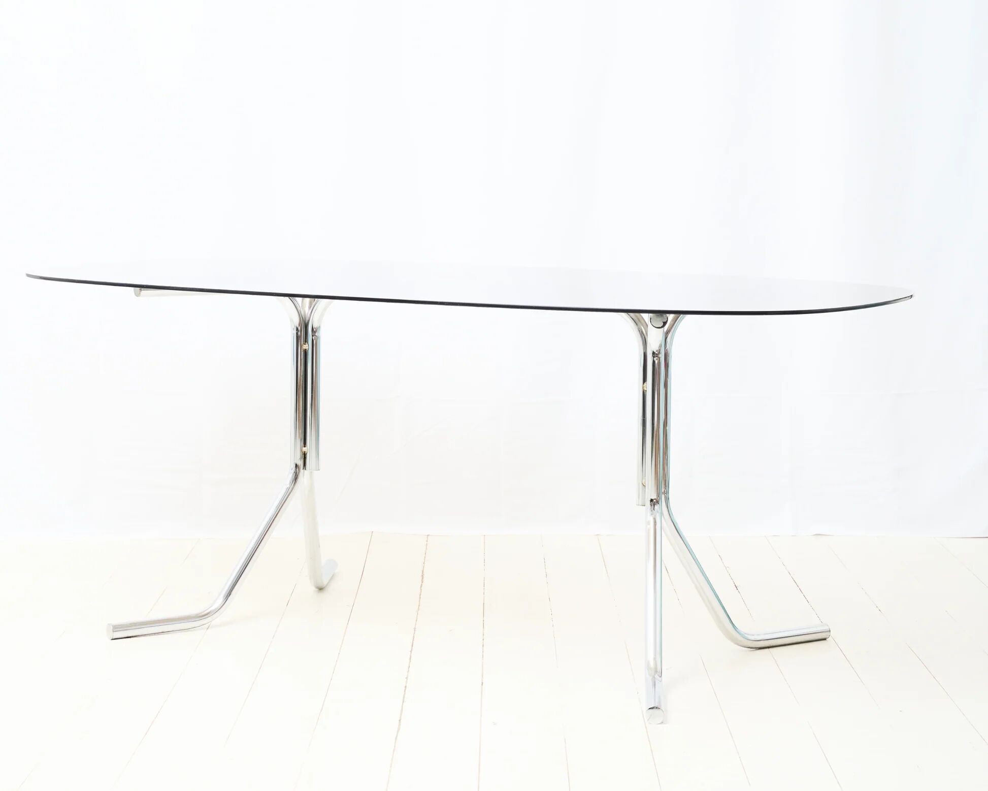 Dining table with tubular chrome base, 1970s