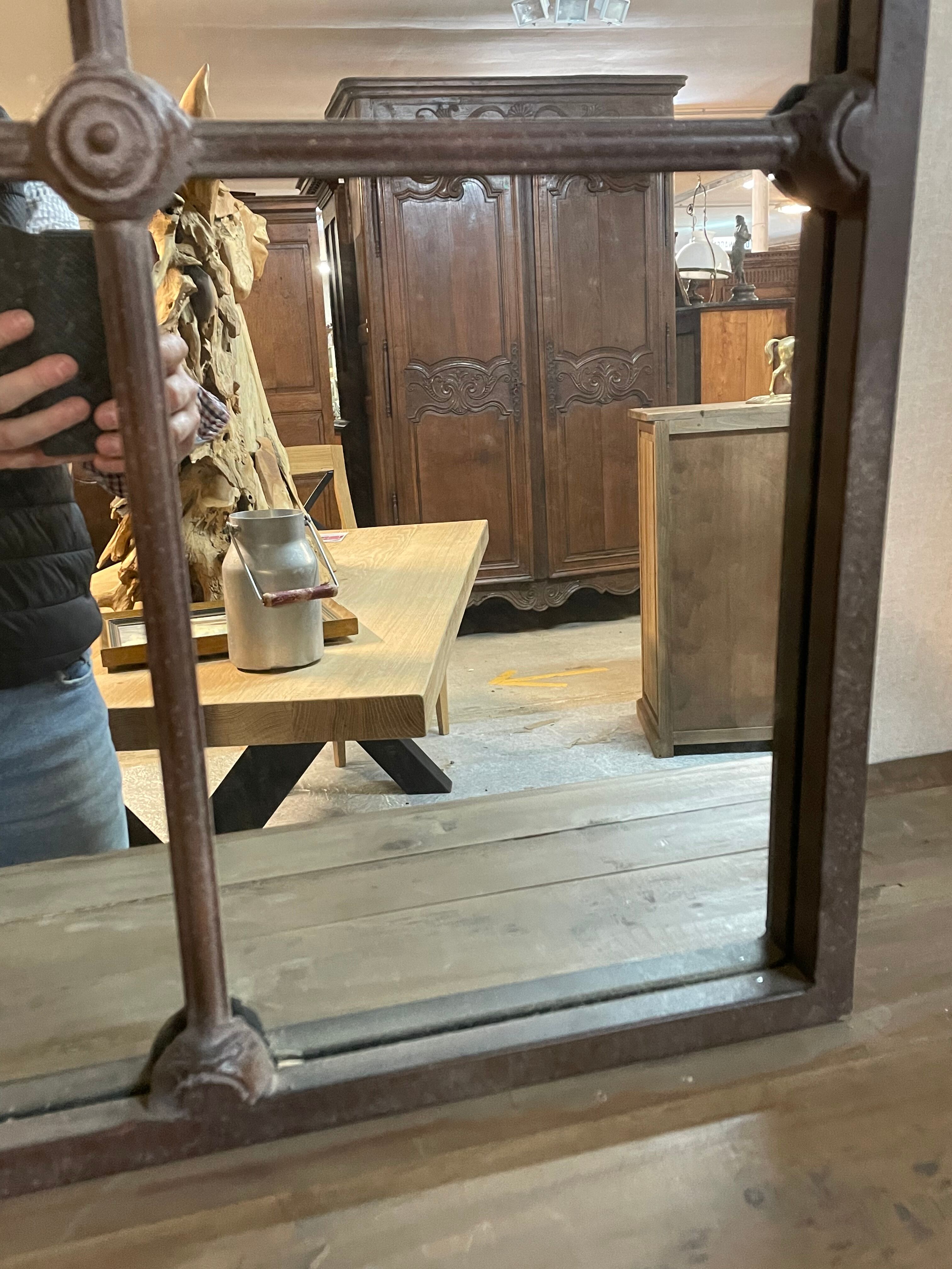 Miroir industriel 137x180cm