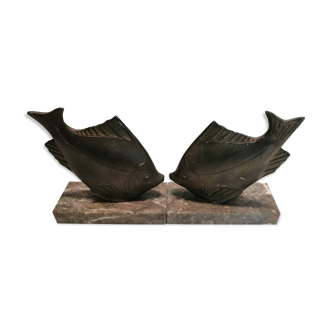 Bookends of 1930 M Font