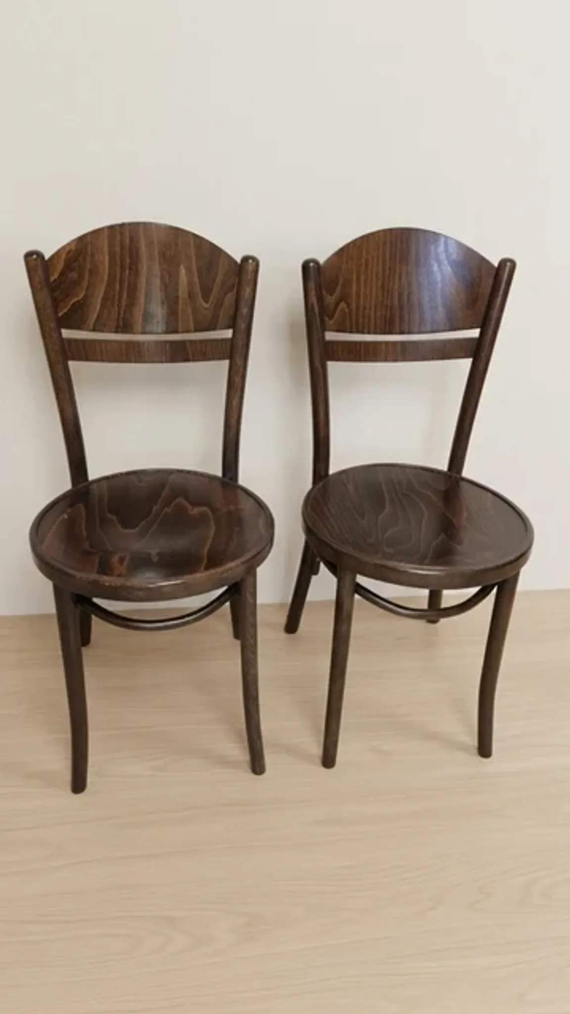 Set of 4 TON wooden dining chairs, 20th century, Czechoslovak, 90 × 46 cm