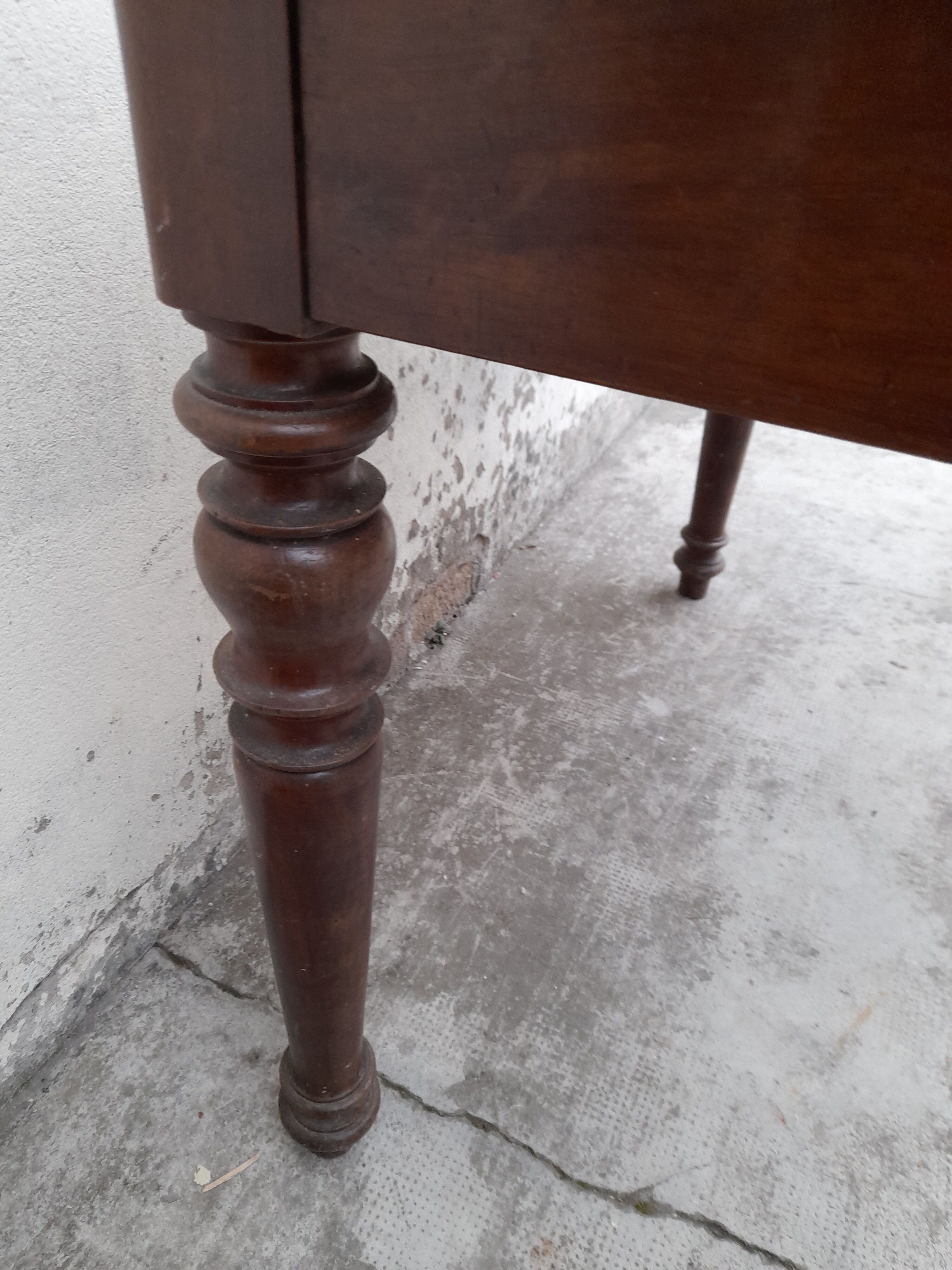 Farm table folding tray called "Wallet" 1900