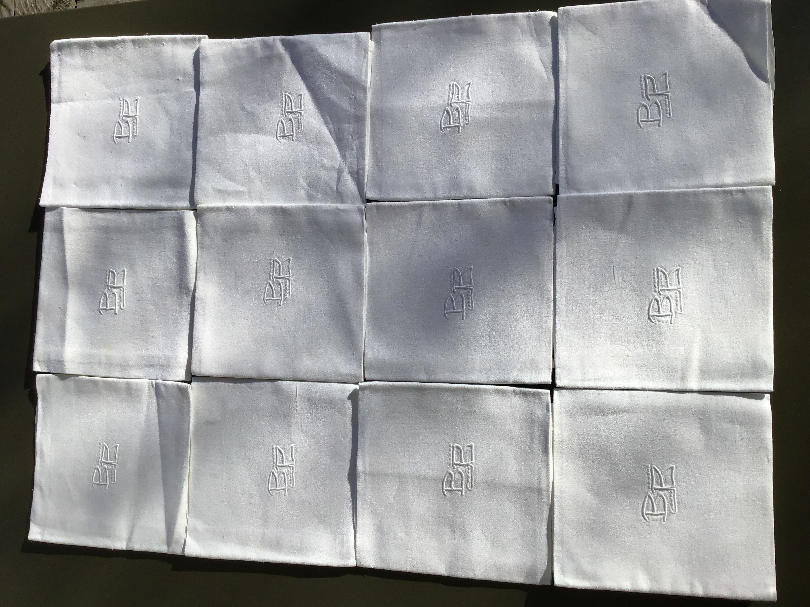 12 Square BB towels damask Art Deco style