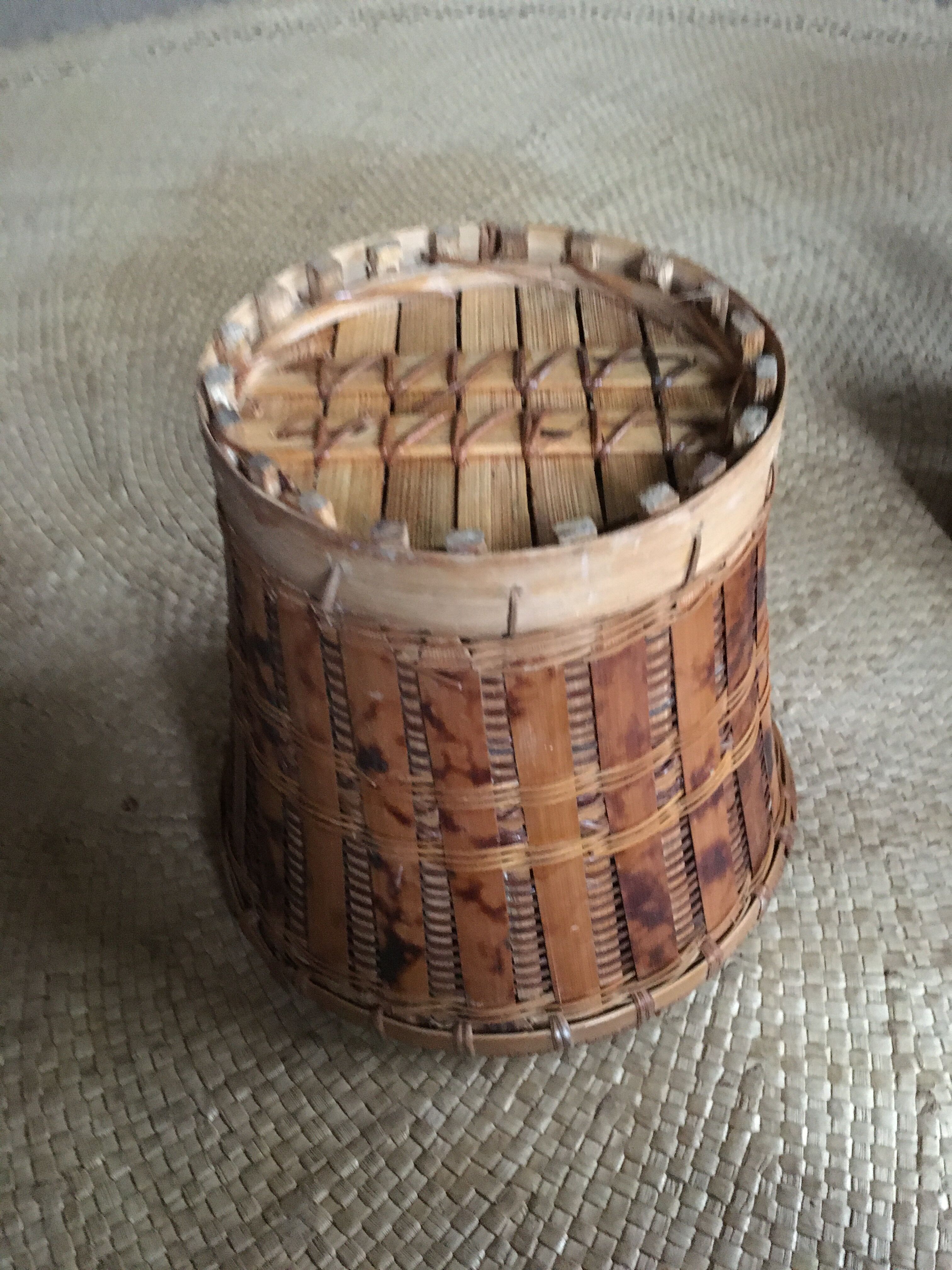 Bamboo pot cover
