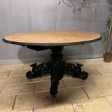 Large oval oak hunting table with central leg and extensions