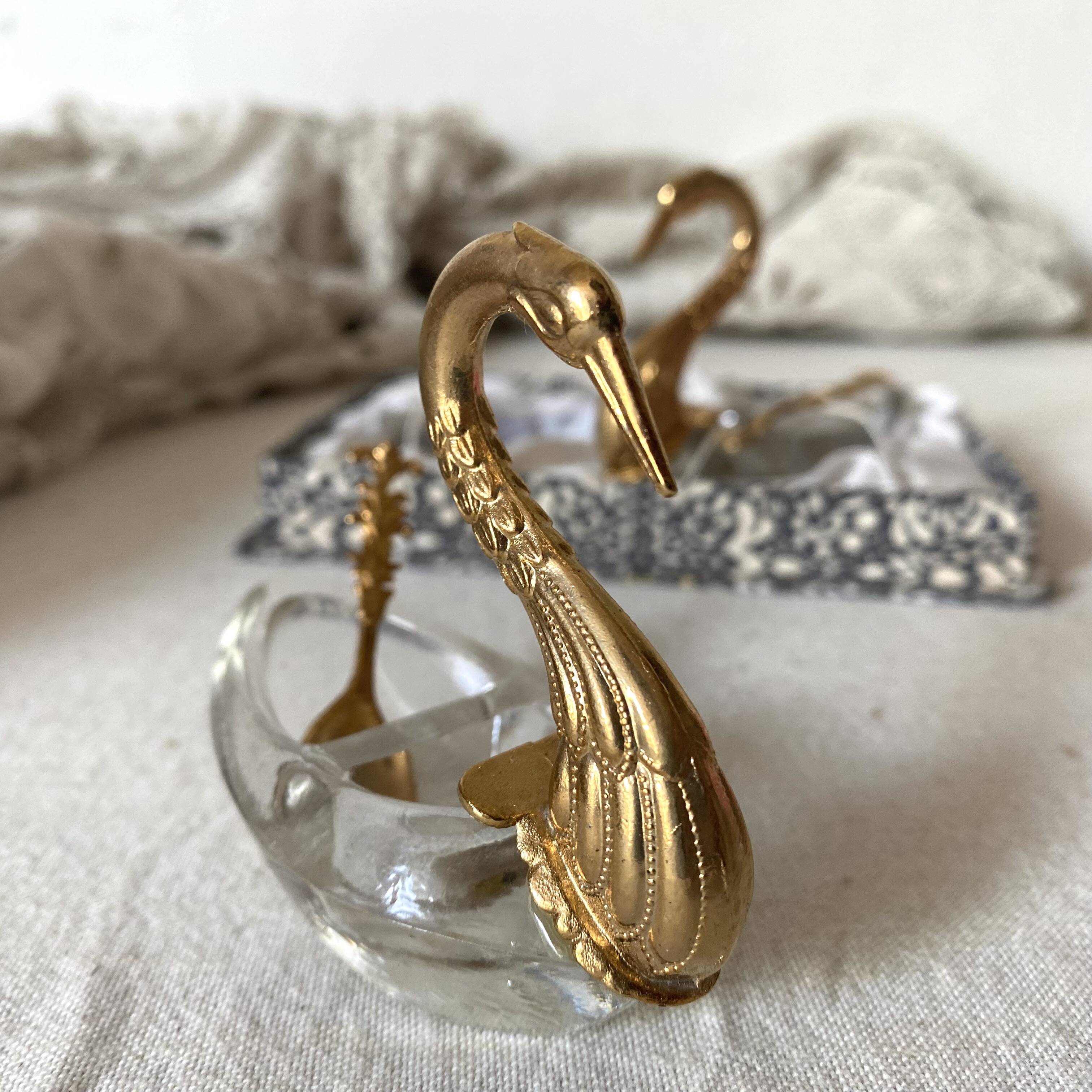 Salt and pepper shakers, 1960s swans