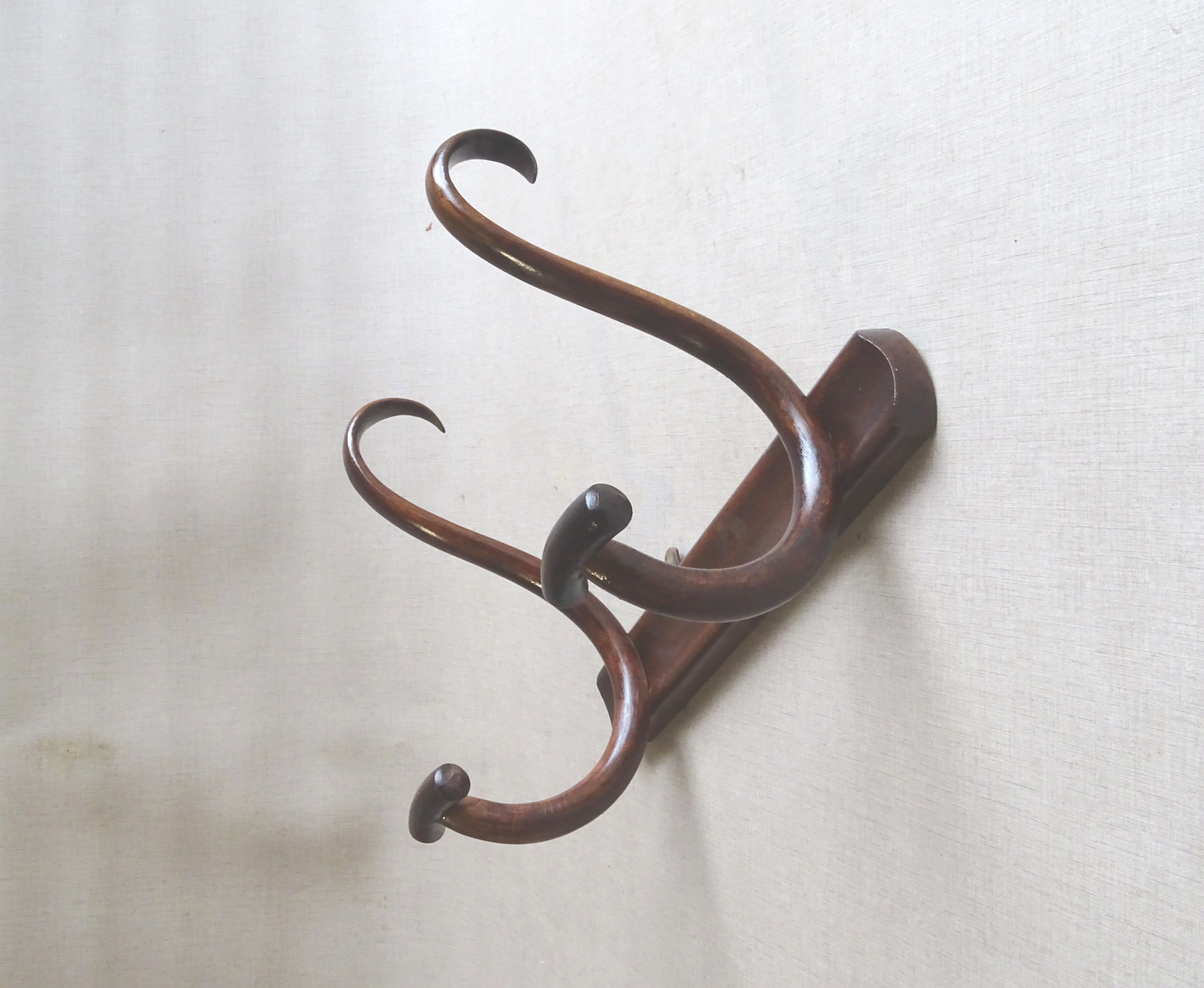 Double wall hook Curved wooden bistro 1930