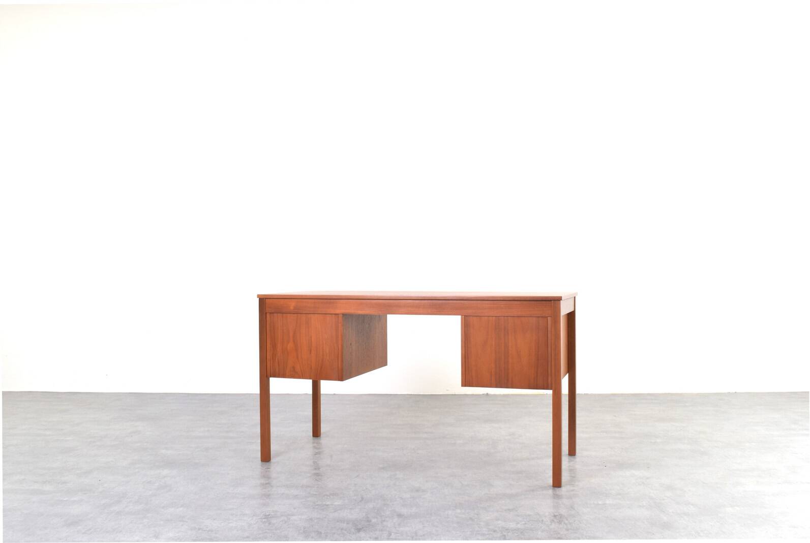 Mid-Century Danish Teak Desk from Domino Møbler, 1960s.