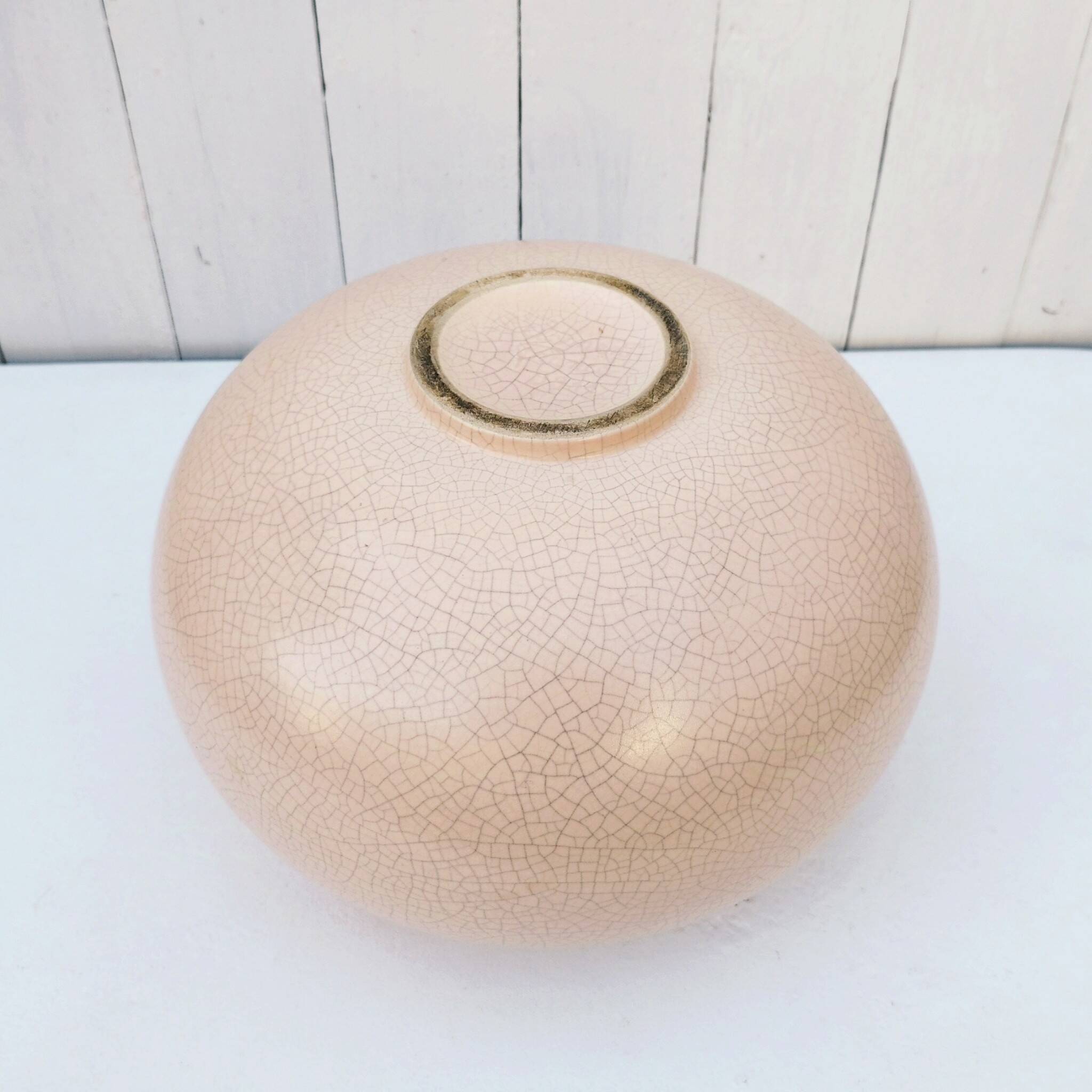 Large cracked ceramic ball vase Saint-Clément