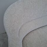 "Crapaud" bench in the richly decorated Napoleon III style.