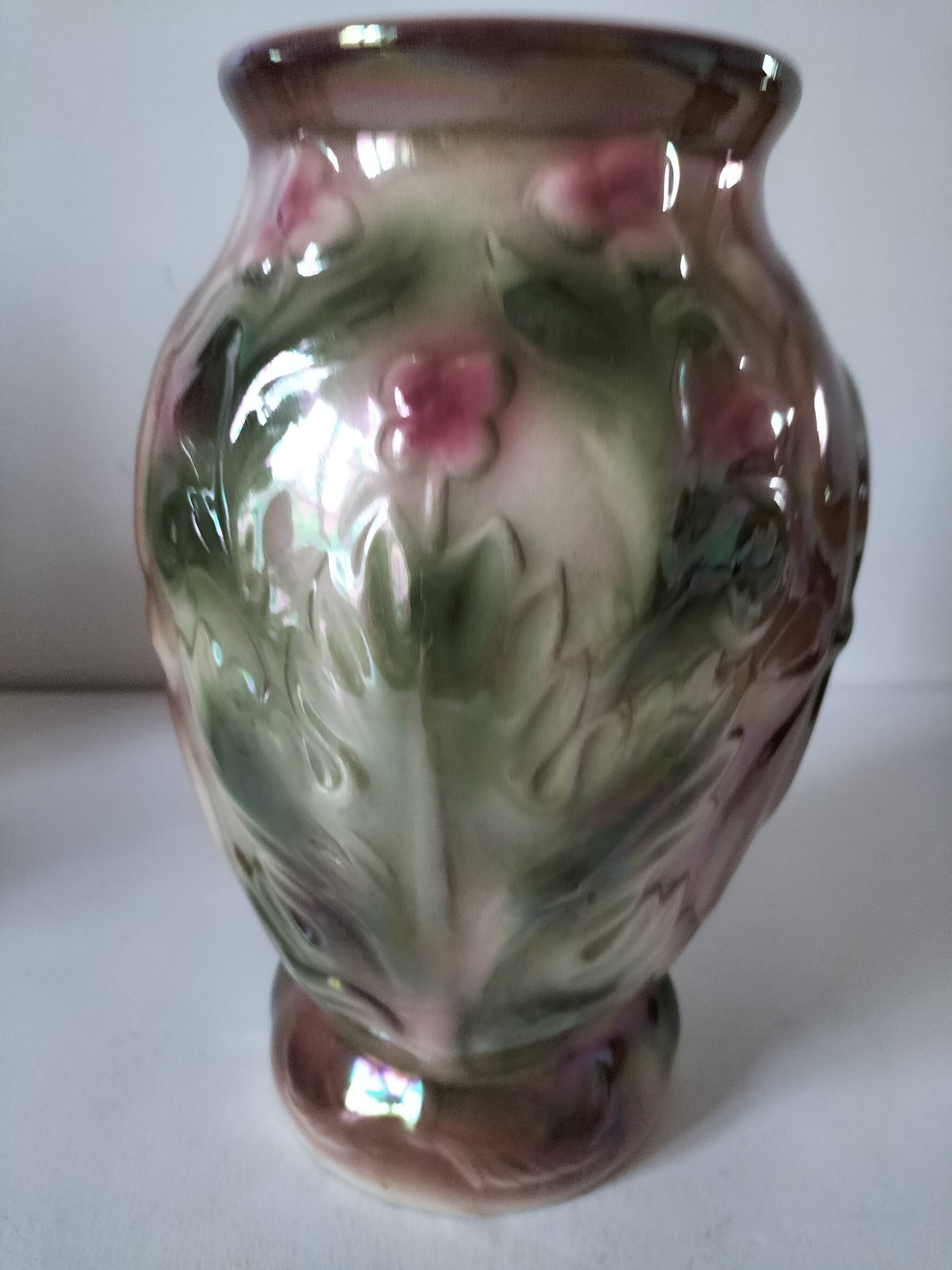 Vintage iridescent molded earthenware vase – 1950s/1960s