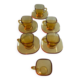Set of 6 cups and 5 saucers Vereco