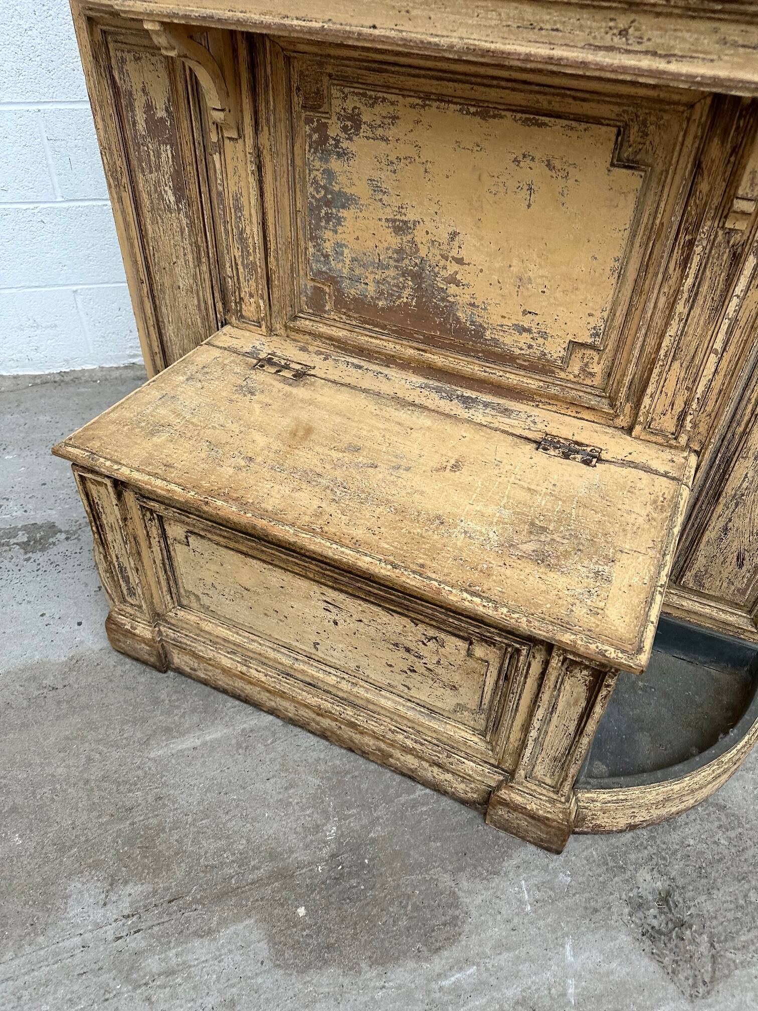 Napoleon III entrance mirror