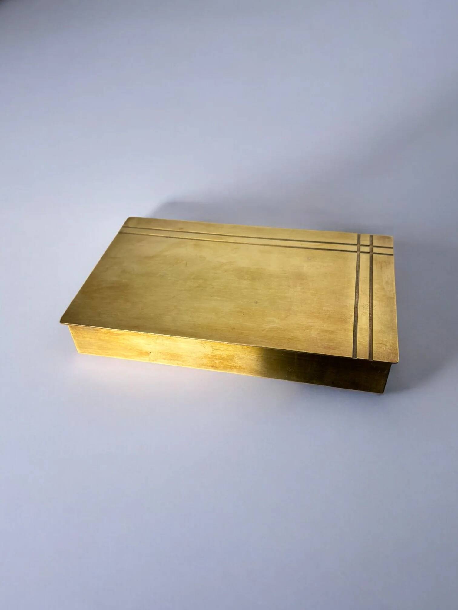 Art deco vanity box in brass, France, 1930s