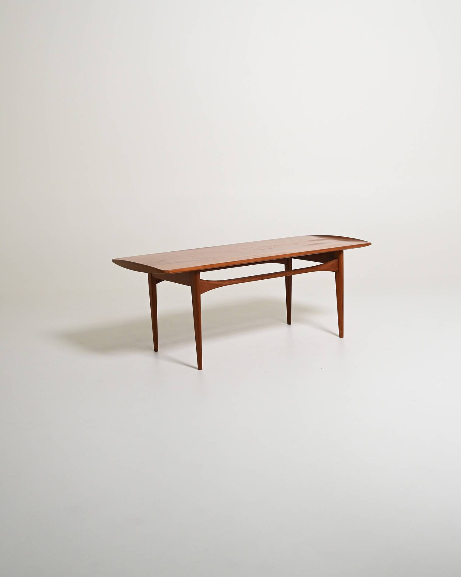 Tove & Edvard Kind-Larsen teak coffee table, Denmark, 1960s