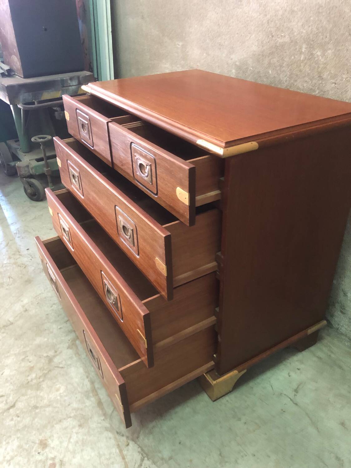 Commode de Marine vintage