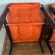 2 fauteuils en velours orange Vintage année 1974