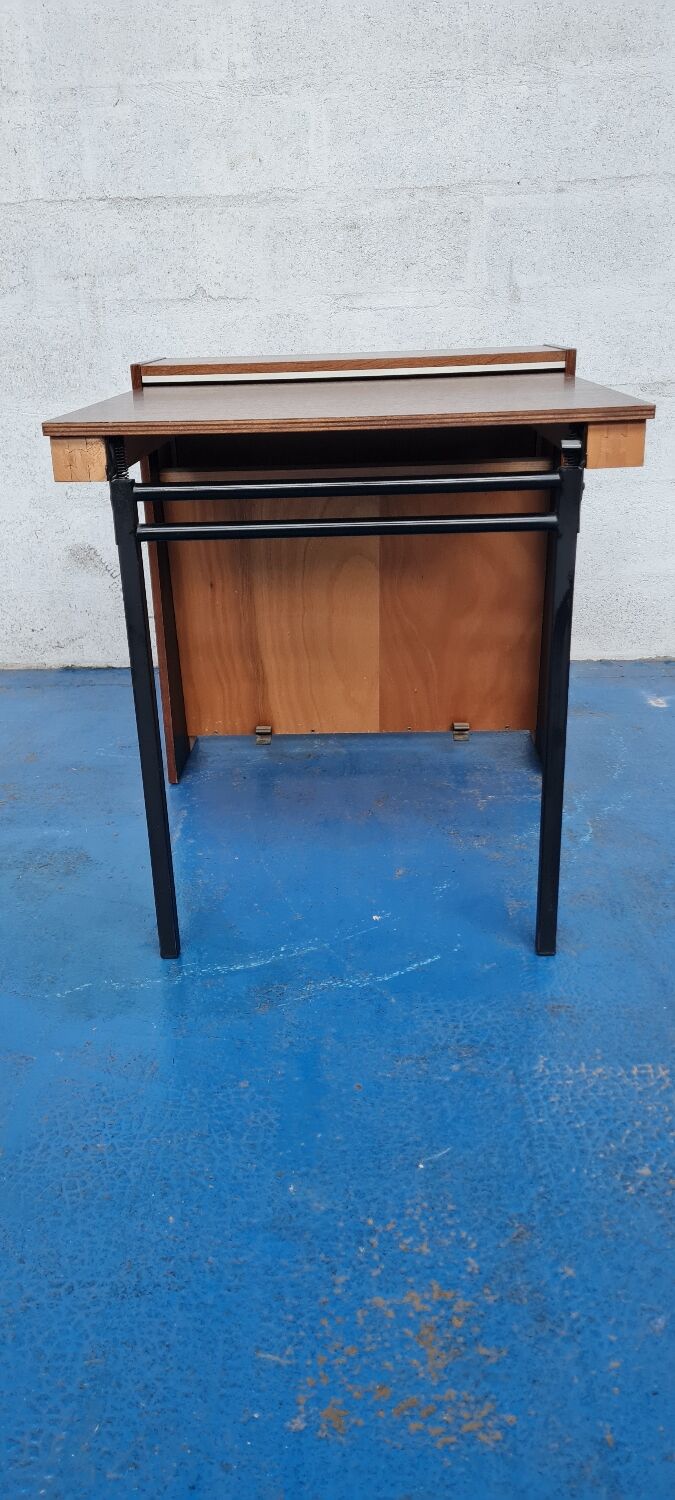 Vintage retractable folding table