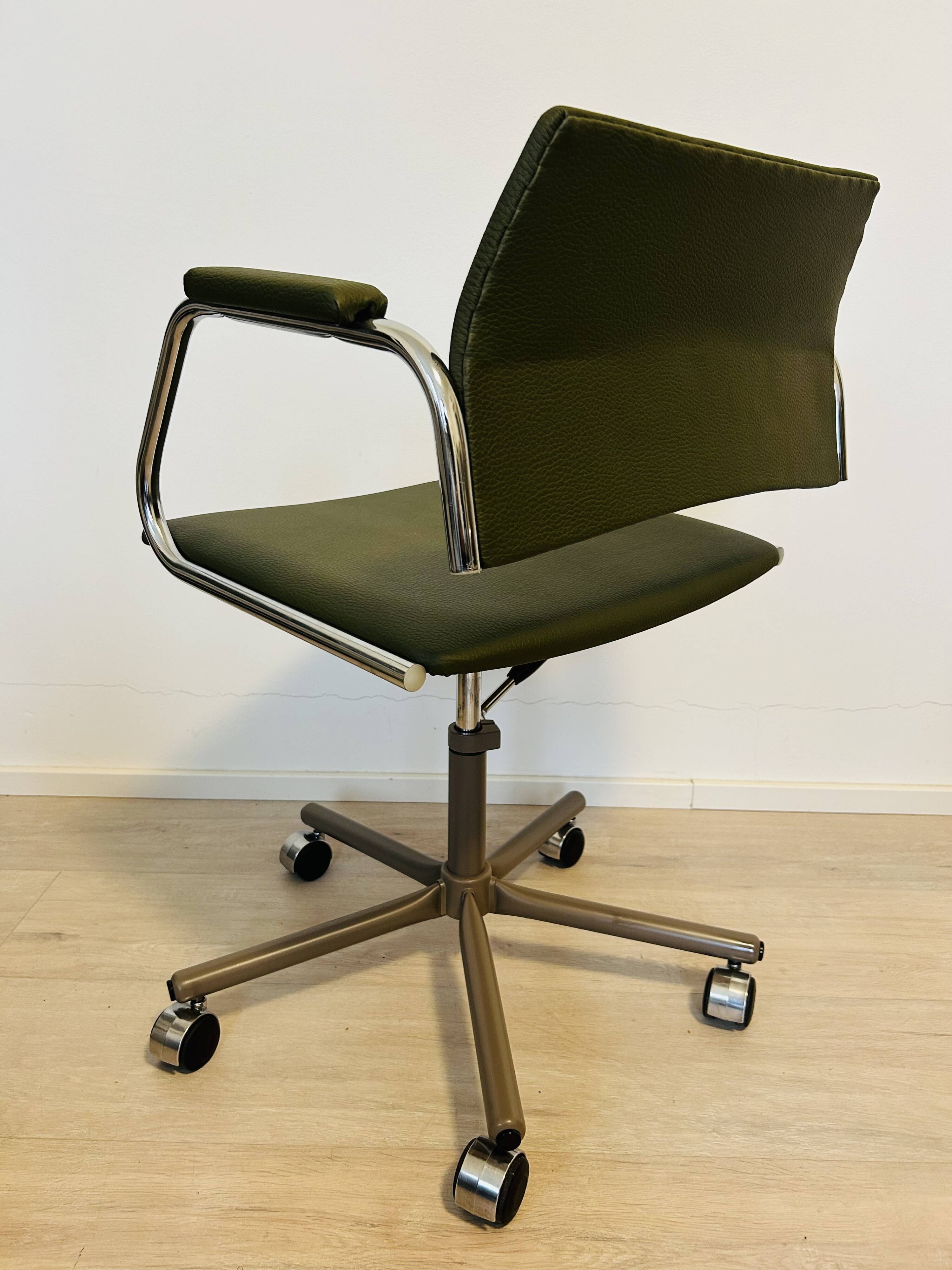 Vintage Fern Gray Office Chair by Kovona Model K-380, Czechoslovakia 1970’s