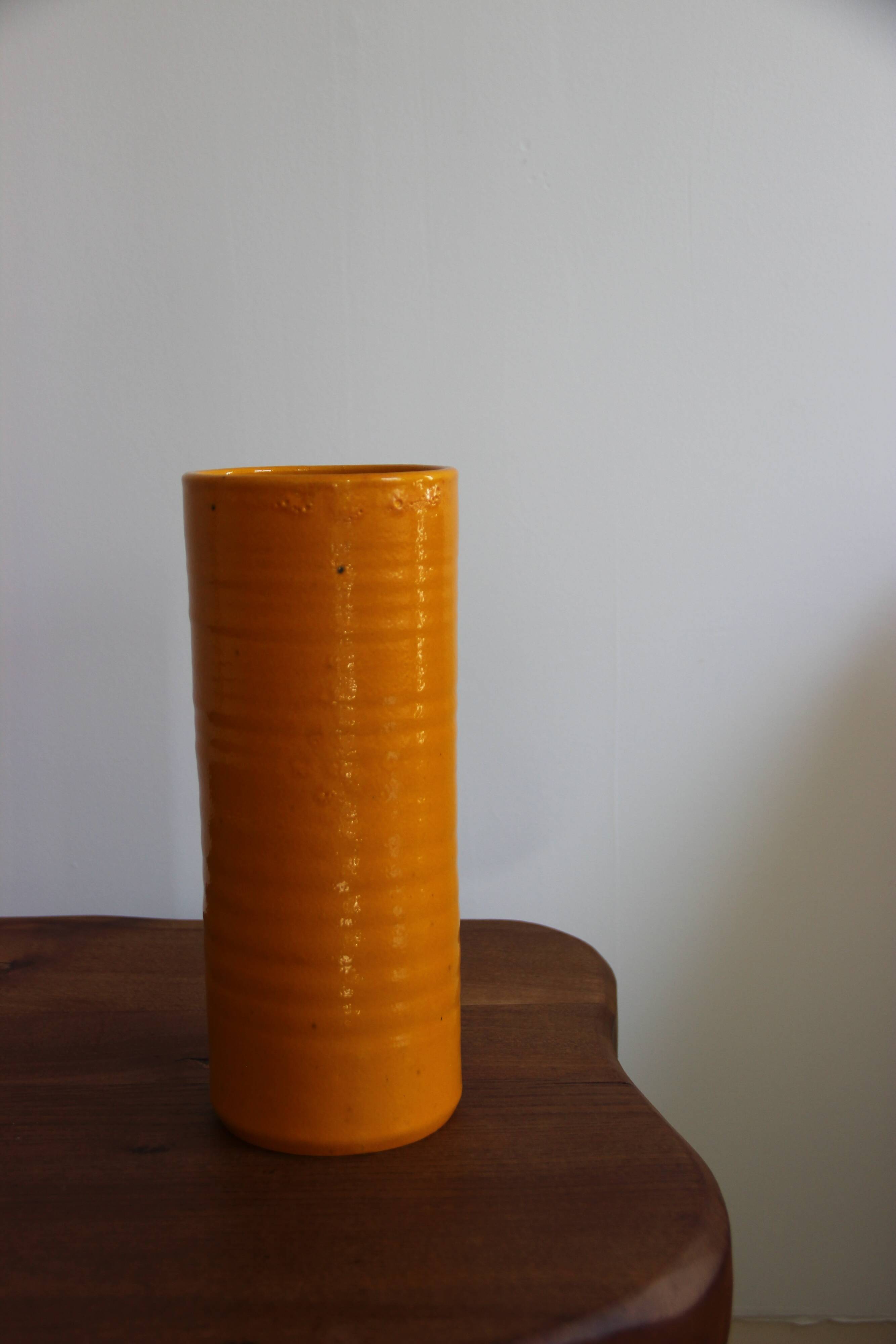 Ceramic vase by Ravelli