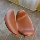 Swan armchair Arne Jacobsen edition Fritz Hansen brown leather