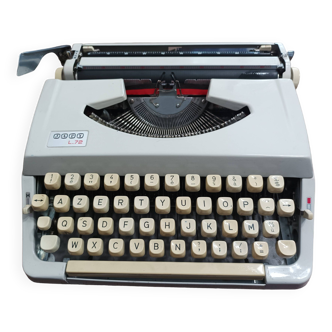 Vintage Japy L72 typewriter