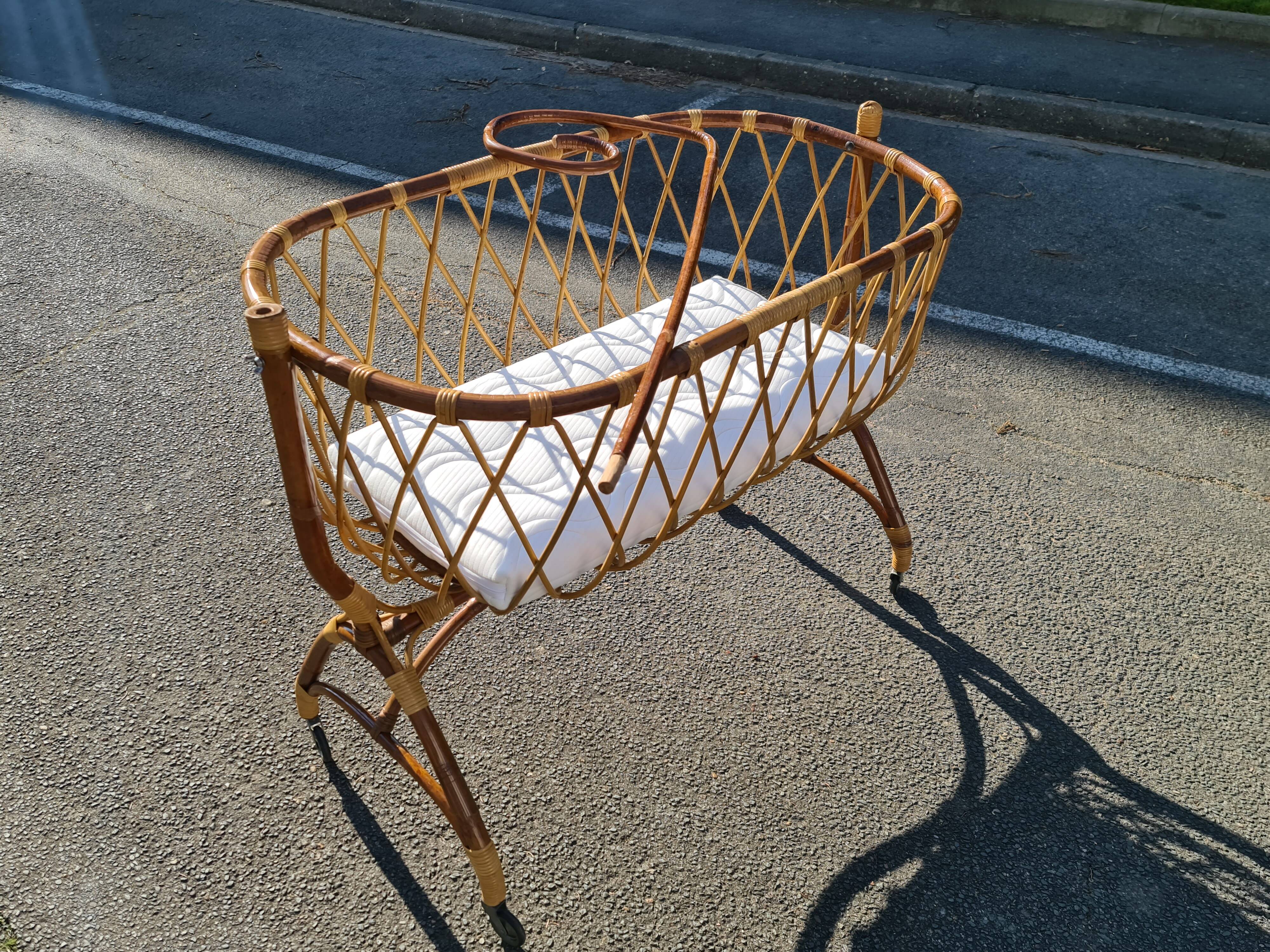 Cradle cot rattan bamboo vintage
