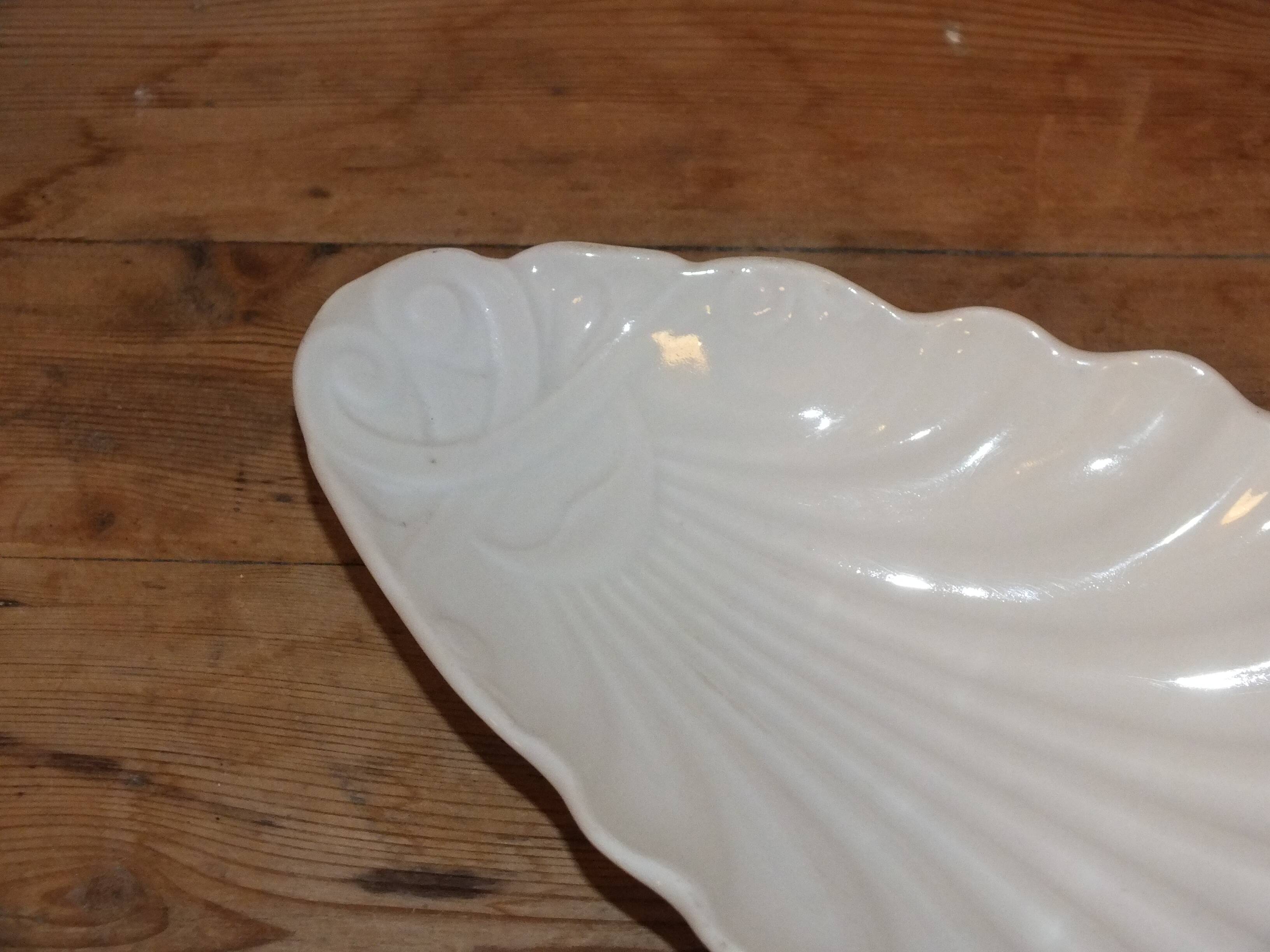 Paris white porcelain bowl, shell butter dish