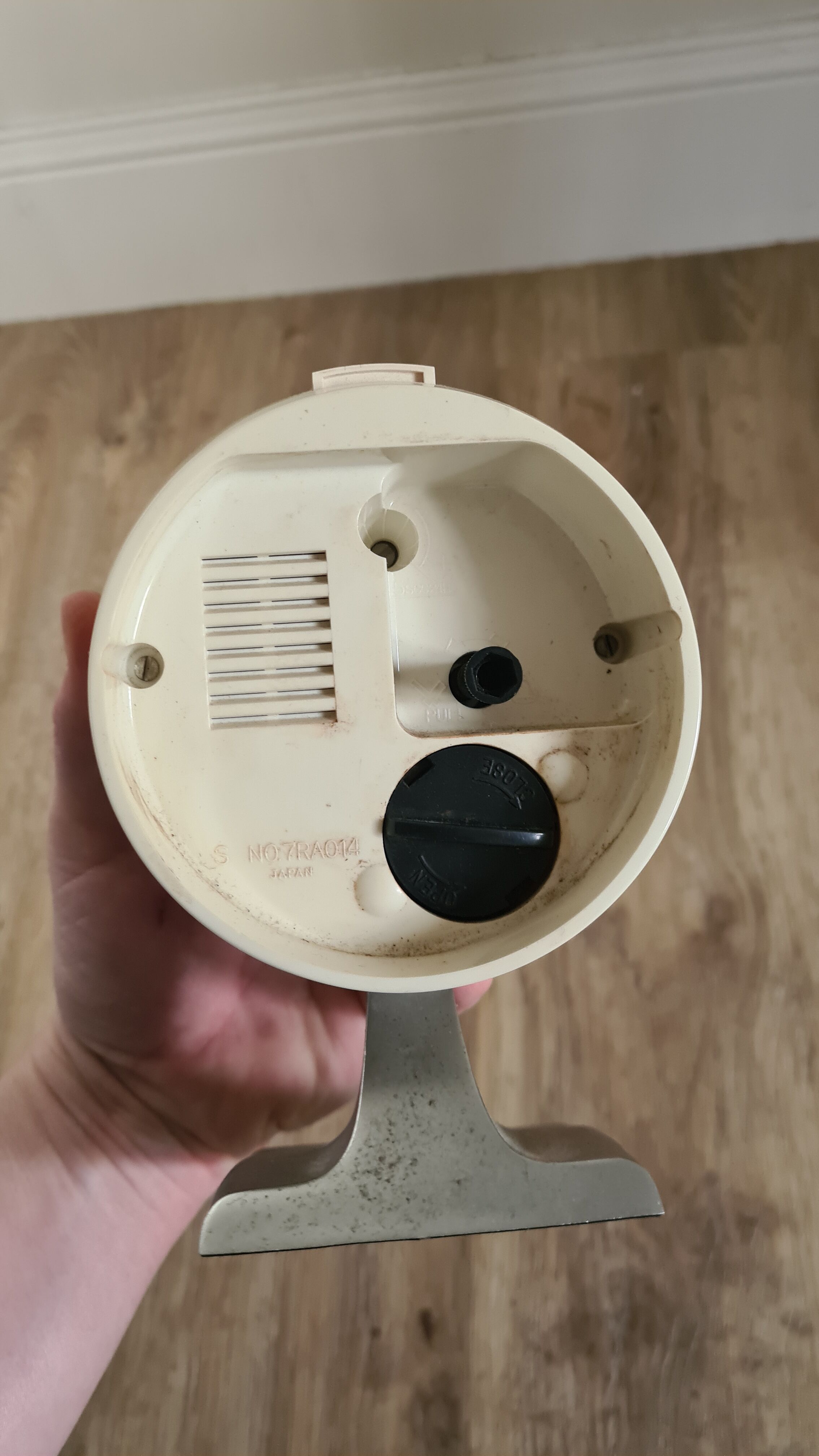 Old alarm clock Rhythm foot Tulip 70s Japan