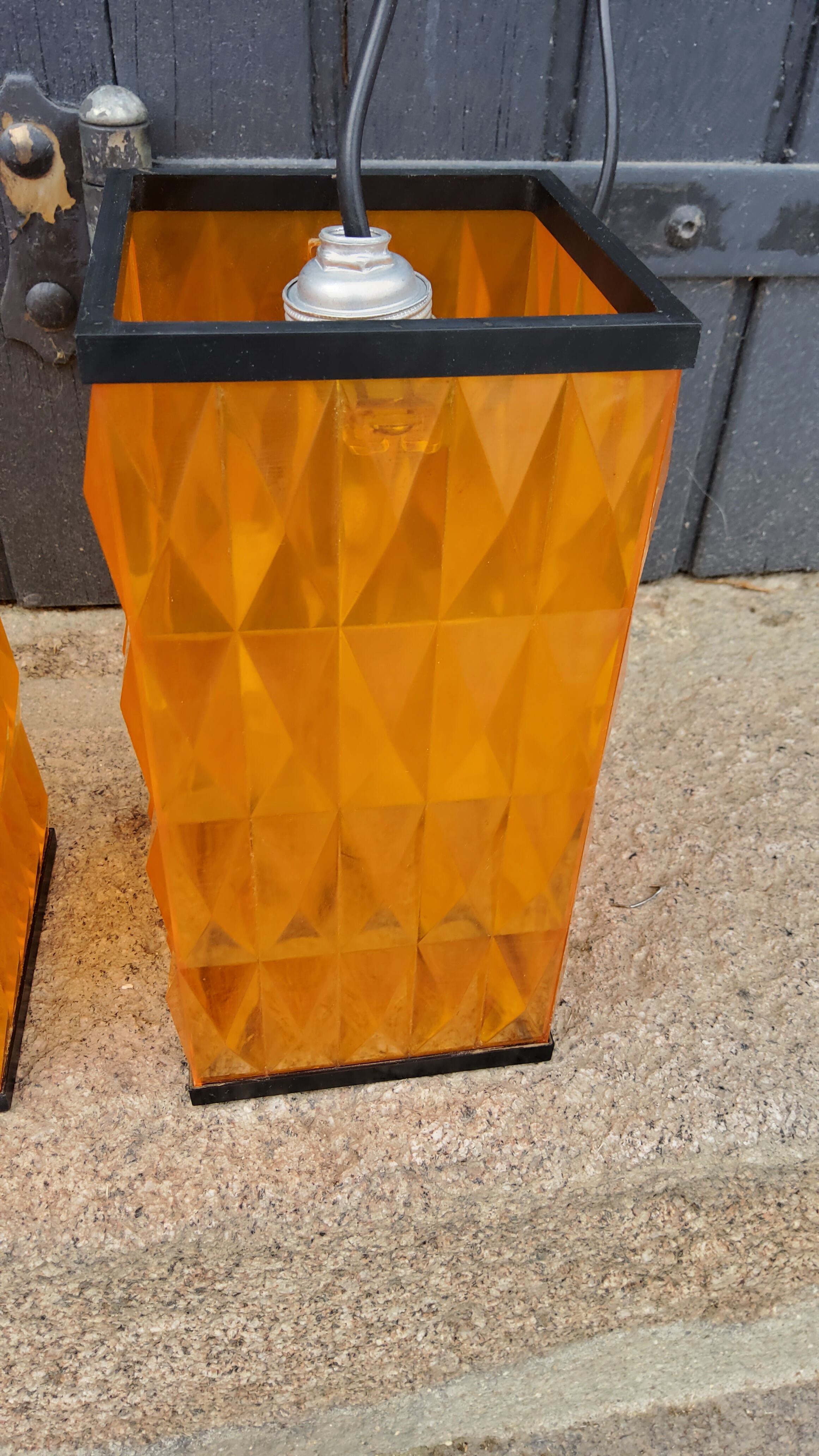 Set of 3 suspensions from the 70s in orange plastic diamond tips