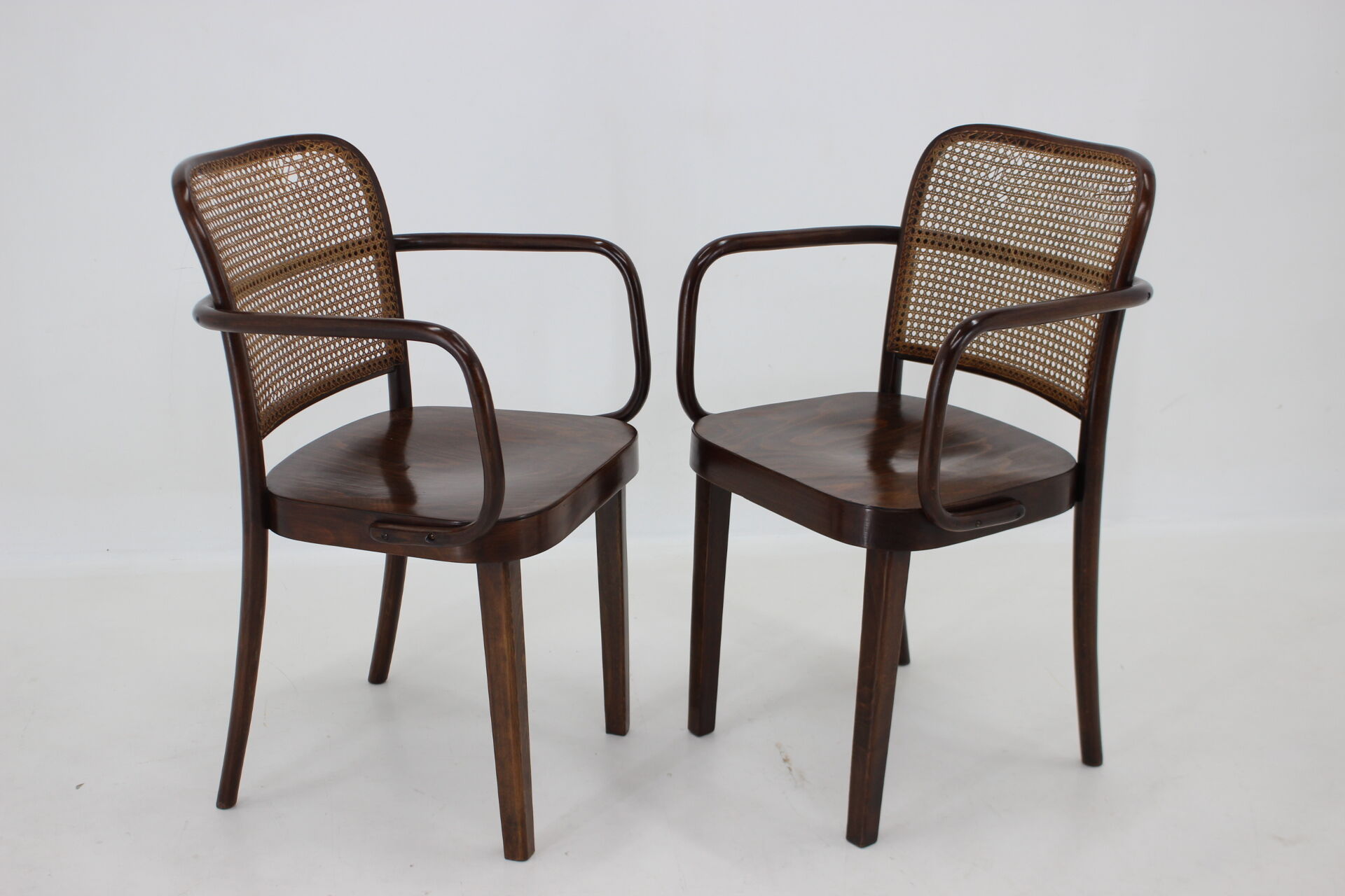1920s Josef Hoffmann Bentwood Chairs, No. 811 for Thonet,Czechoslovakia