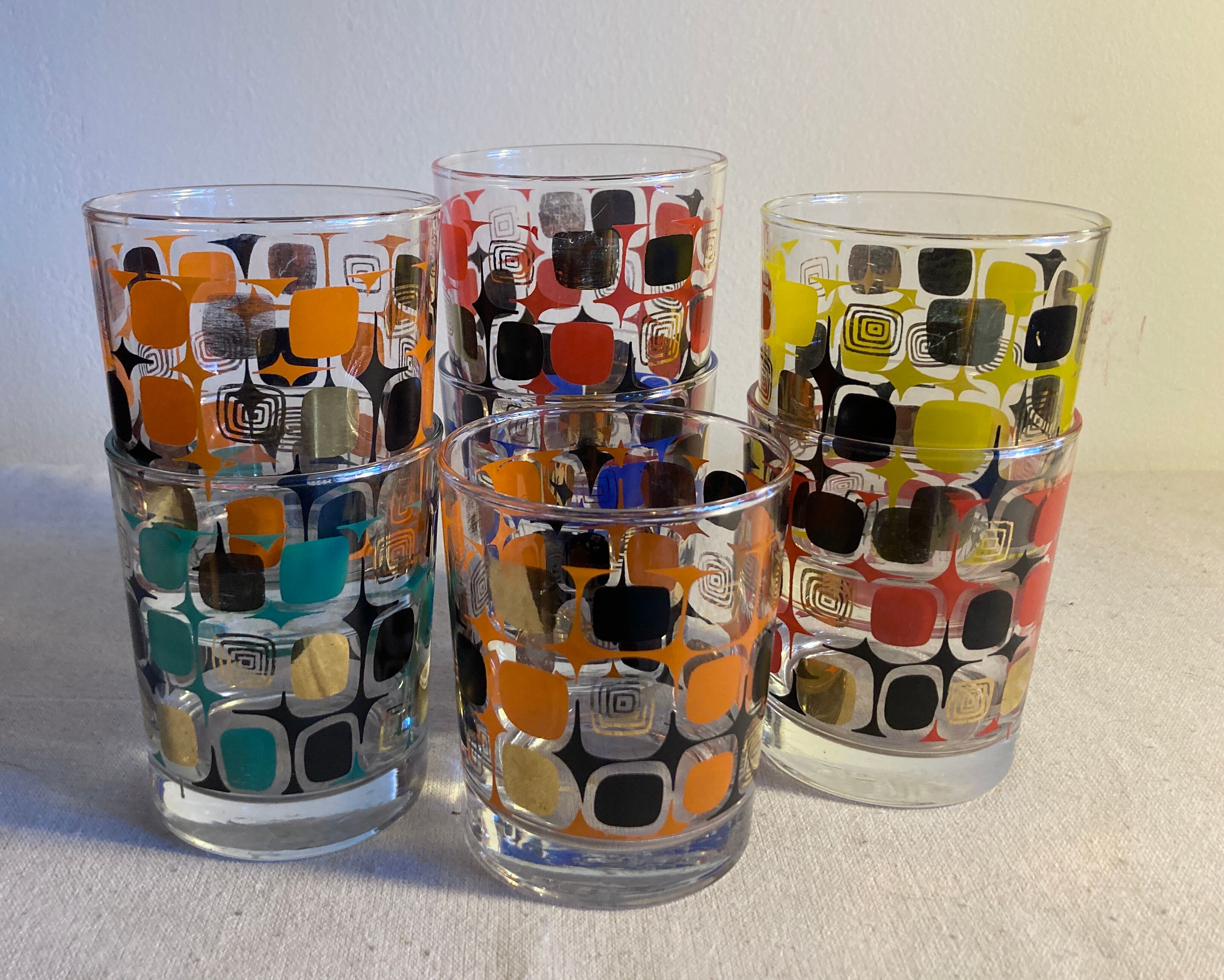 7 vintage glasses